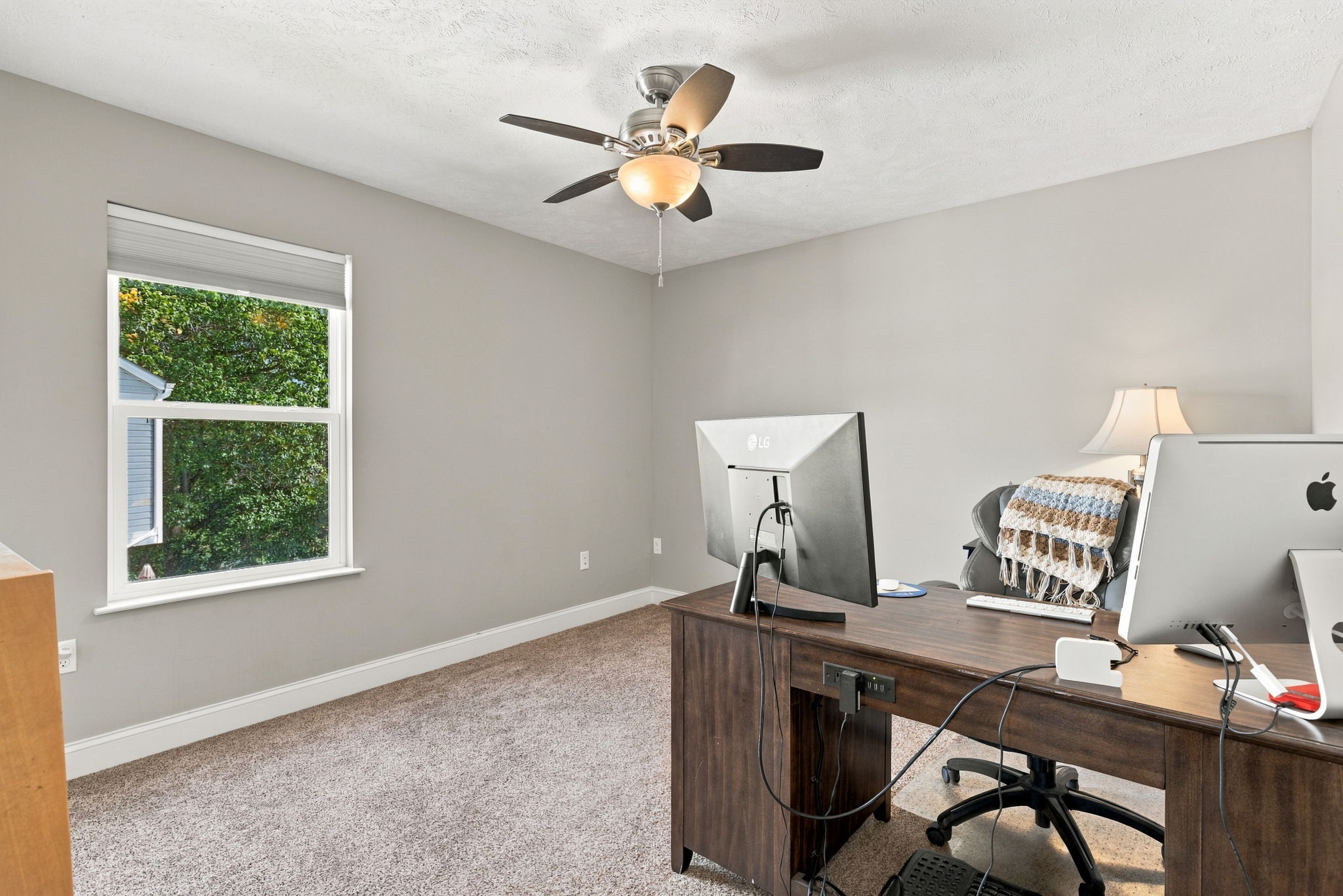  215 Horse Shoe Drive, Clinton, PA 15026 - 物件實景