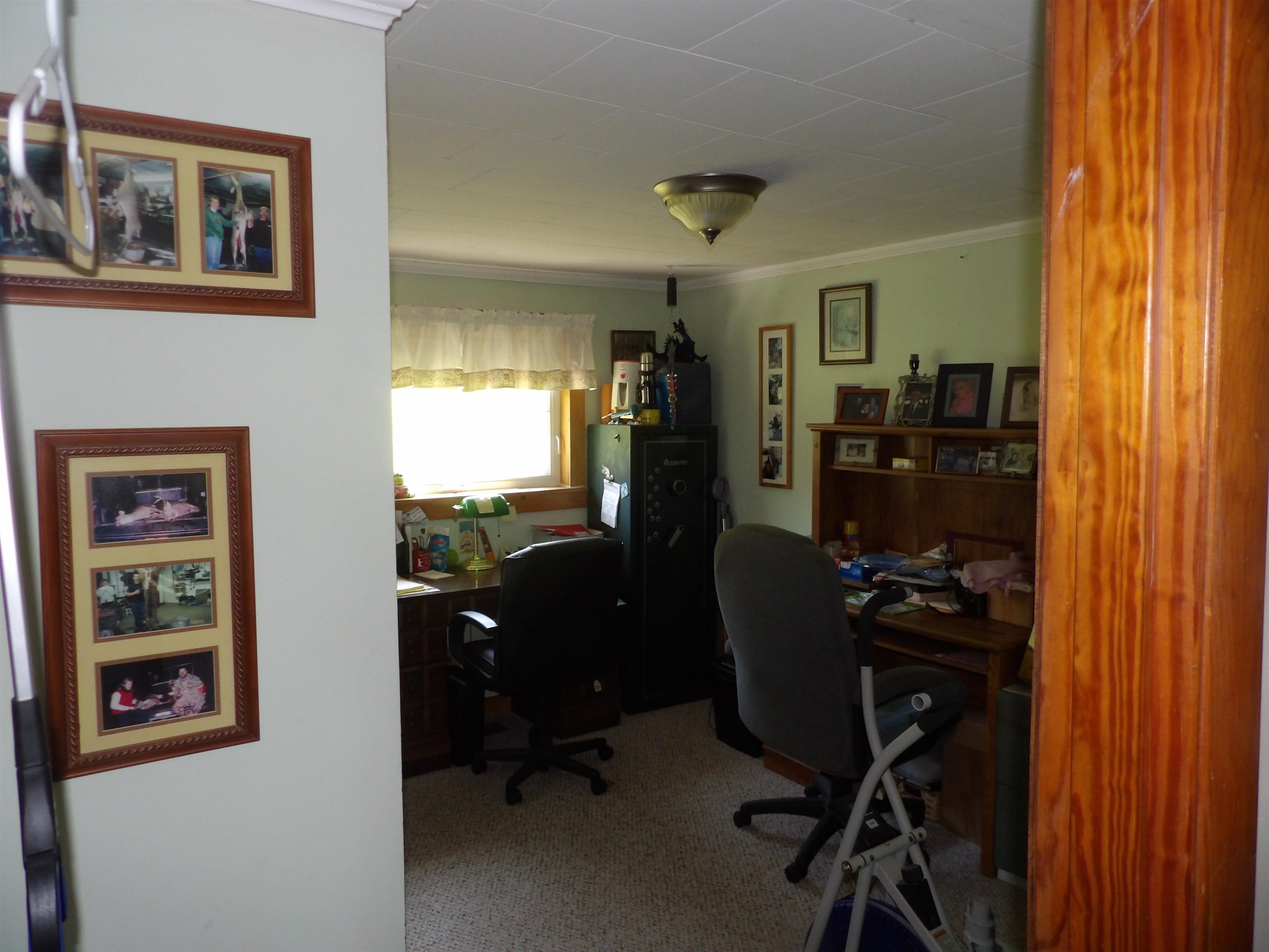 Lebanon, New Hampshire, 03766, United States, 4 Bedrooms Bedrooms, ,2 BathroomsBathrooms,Residential,For Sale,1918563