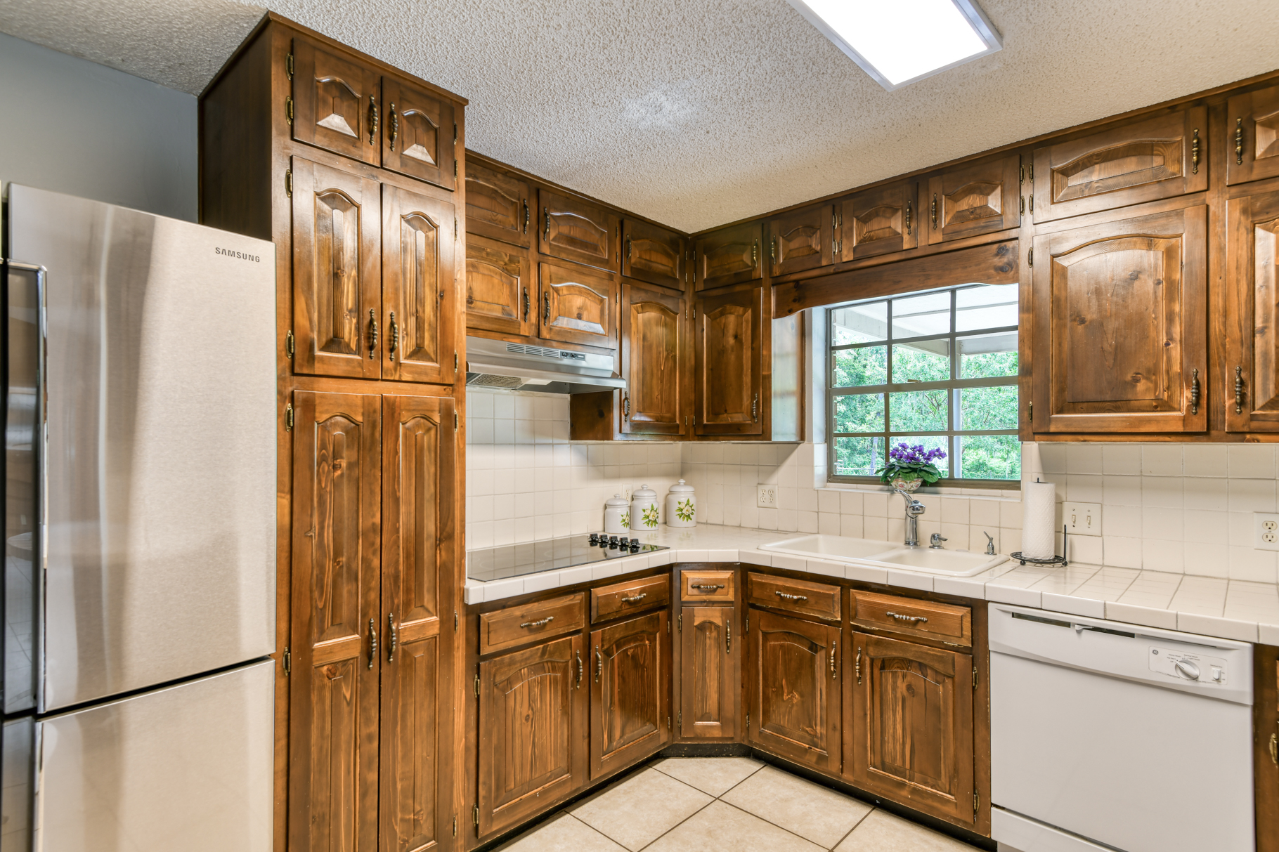 Palatka, Florida, 32177, United States, 4 Bedrooms Bedrooms, ,3 BathroomsBathrooms,Residential,For Sale,1865874