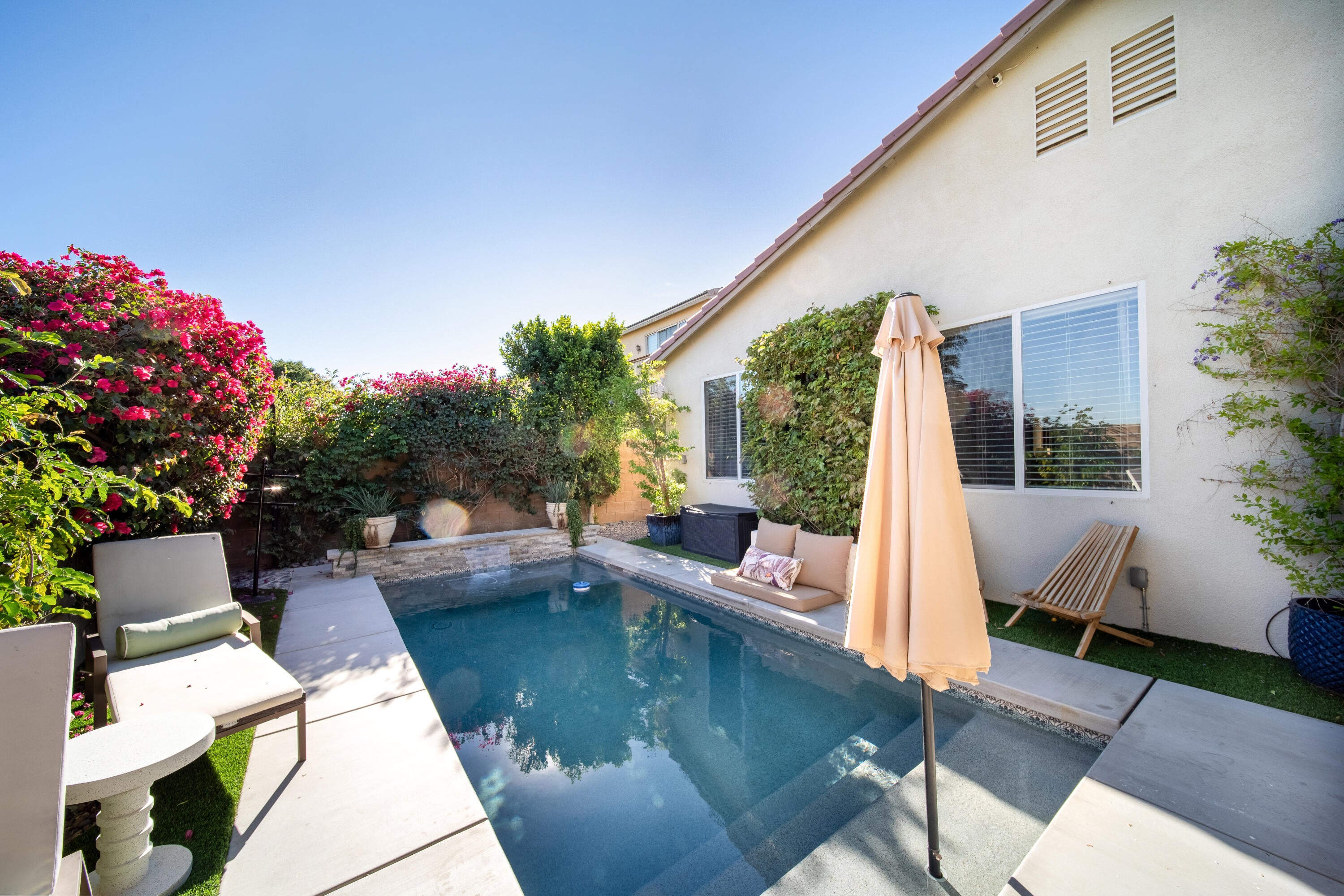 Indio, California, 92201, United States, 3 Bedrooms Bedrooms, ,Residential,For Sale,2006567