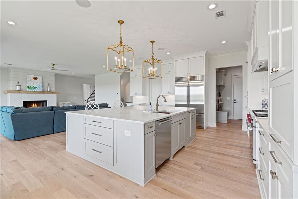 Ball Ground, Georgia, 30107, United States, 5 Bedrooms Bedrooms, ,6 BathroomsBathrooms,Residential,For Sale,1858736