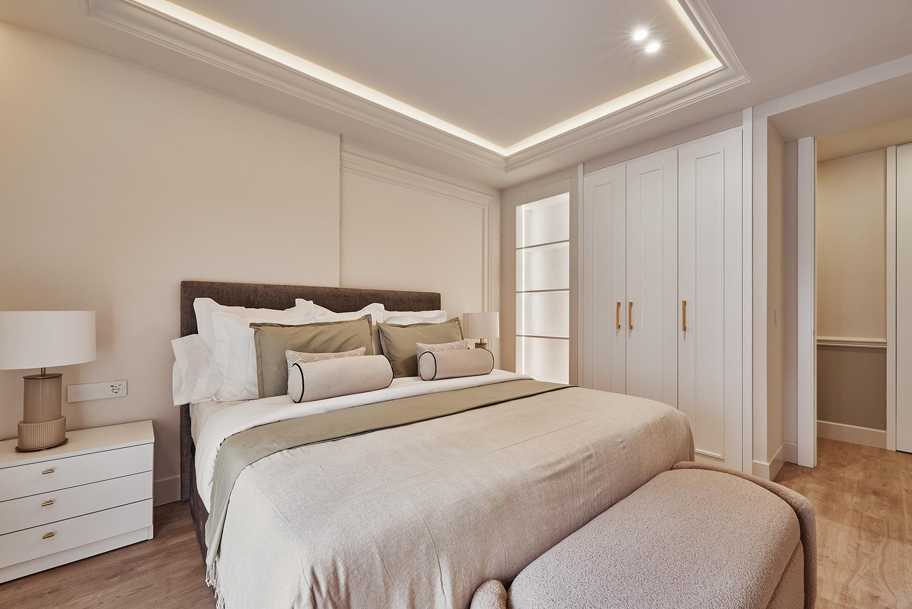  Elegant Renovated 5 Bedroom Apartment in Chamberí, Madrid - 物件實景