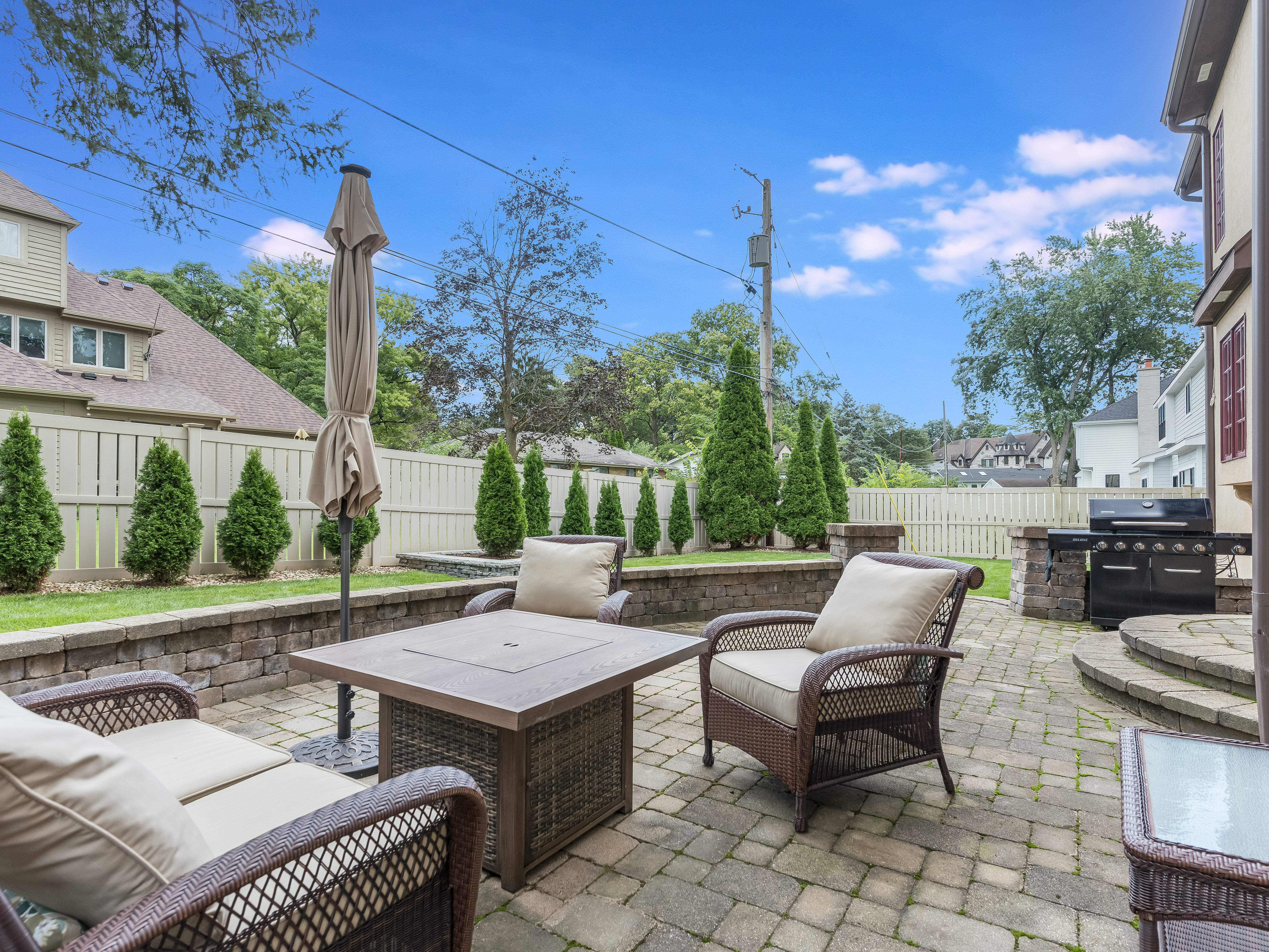  Experience Exceptional Luxury Living in Naperville