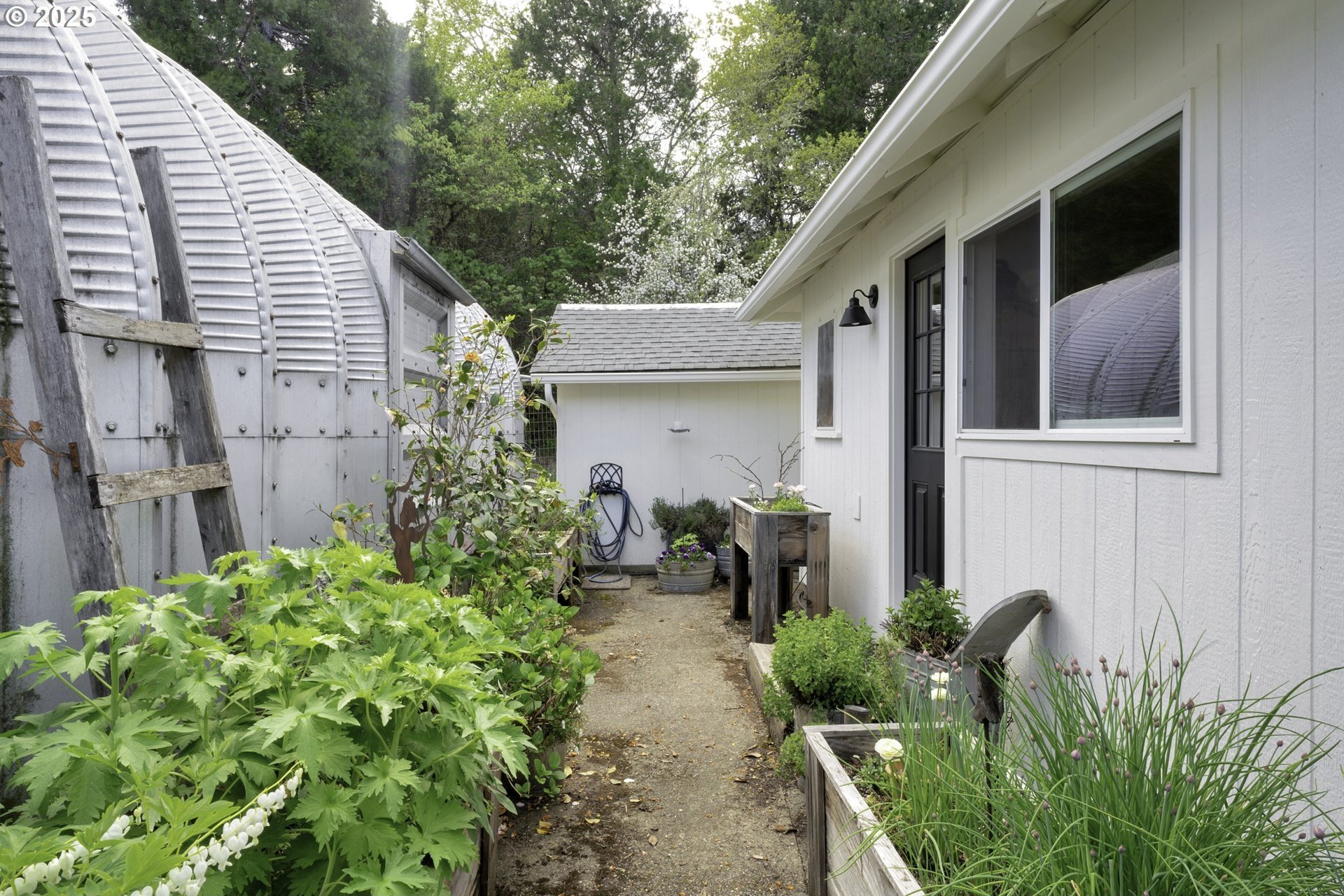 Roseburg, Oregon, 97471, United States, 3 Bedrooms Bedrooms, ,2 BathroomsBathrooms,Residential,For Sale,1793843