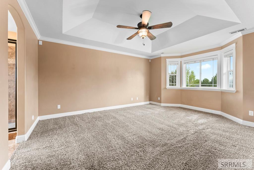 Idaho Falls, Idaho, 83401, United States, 5 Bedrooms Bedrooms, ,3 BathroomsBathrooms,Residential,For Sale,1890178