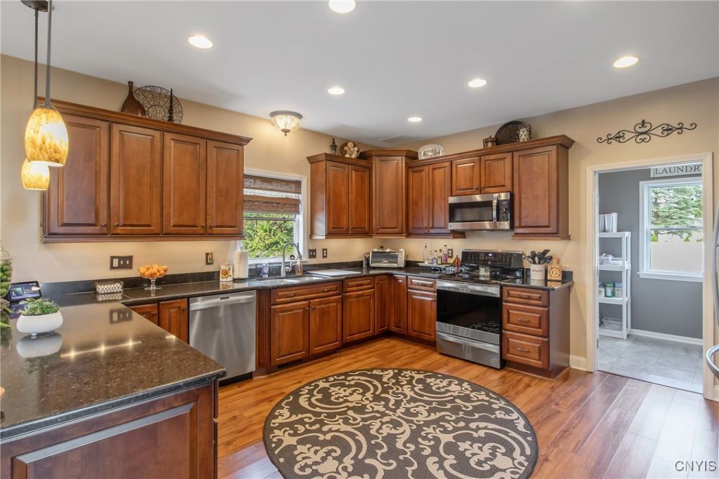Syracuse, New York, 13212, United States, 4 Bedrooms Bedrooms, ,3 BathroomsBathrooms,Residential,For Sale,1932016