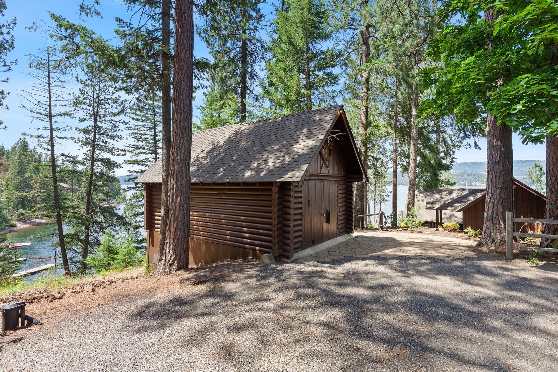  Captivating Upscale Log Lakefront Retreat - 物件實景