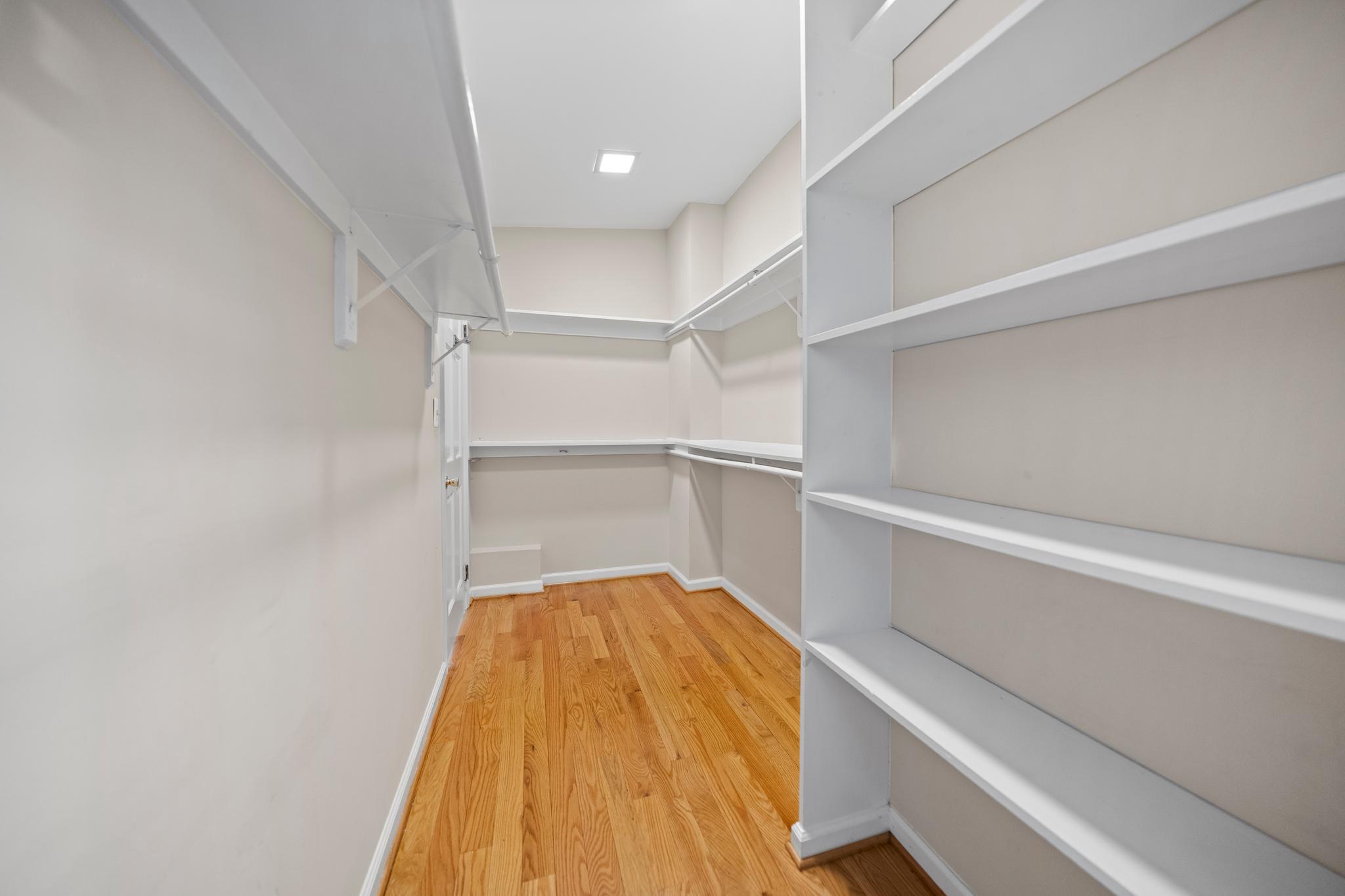  7113 Carol Lane, Falls Church, VA, 22042 - 物件實景