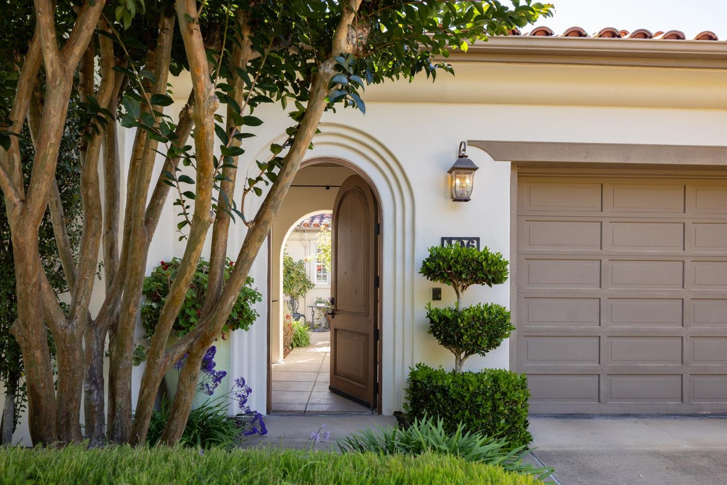 Monterey, California, 93940, United States, 3 Bedrooms Bedrooms, ,4 BathroomsBathrooms,Residential,For Sale,1927216