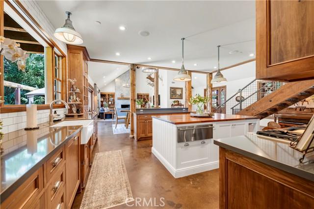 Murrieta, California, 92562, United States, 5 Bedrooms Bedrooms, ,6 BathroomsBathrooms,Residential,For Sale,1908837