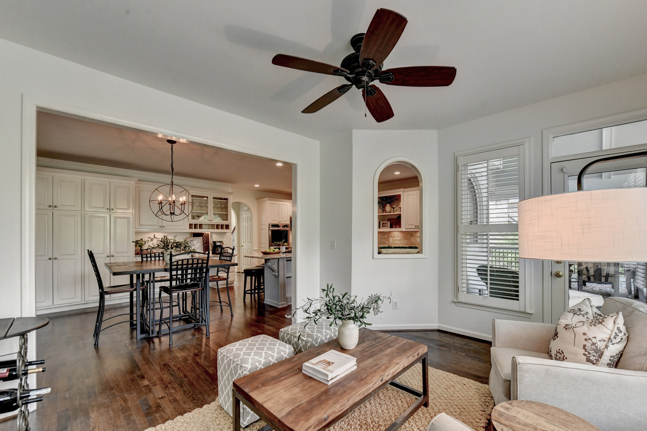  Stunning, Fully Renovated Glen Abbey Home Nestled in the Heart of Alpharetta - 物件實景