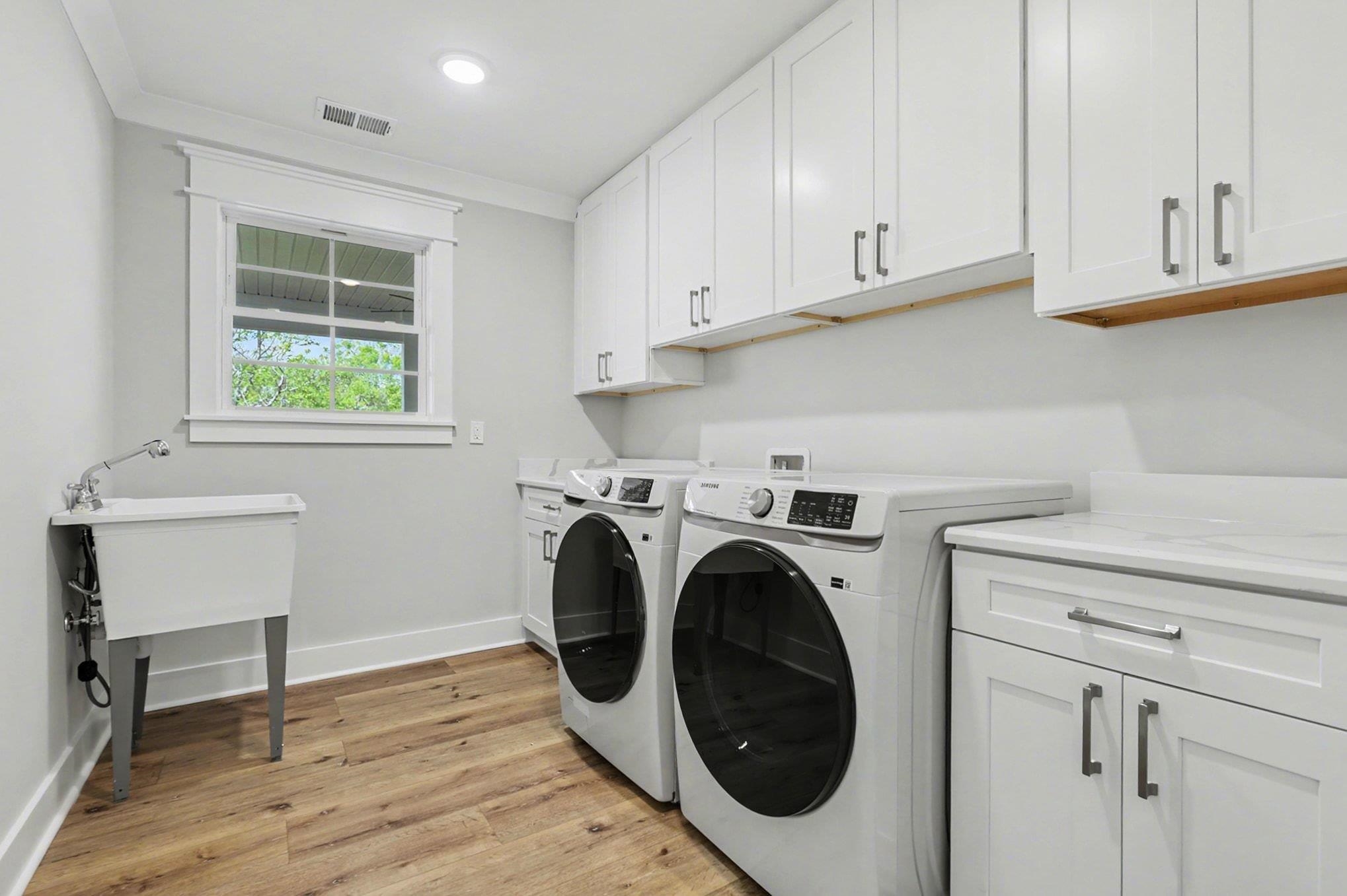 Murrells Inlet, South Carolina, 29576, United States, 5 Bedrooms Bedrooms, ,6 BathroomsBathrooms,Residential,For Sale,2040499