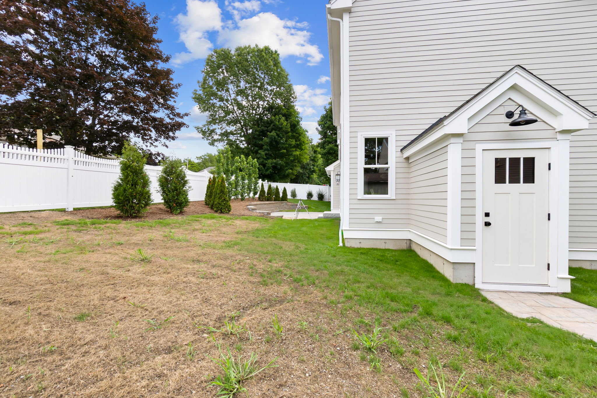  4 Brown Ave, Newburyport, MA, 01950 - 物件實景