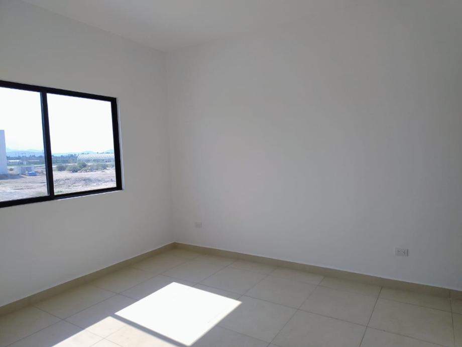 FLAMBOYANES, Gómez Palacio, Durango, 35049, Mexico, 4 Bedrooms Bedrooms, ,3 BathroomsBathrooms,Residential,For Sale,FLAMBOYANES,1416244