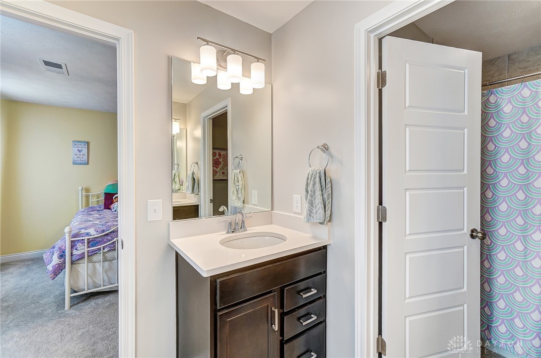 Dayton, Ohio, 45440, United States, 4 Bedrooms Bedrooms, ,4 BathroomsBathrooms,Residential,For Sale,1883636