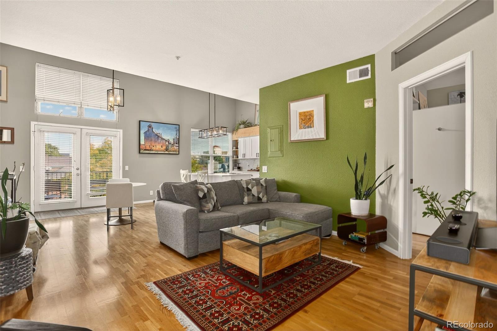 Denver, Colorado, 80218, United States, 2 Bedrooms Bedrooms, ,1 BathroomBathrooms,Residential,For Sale,1992053