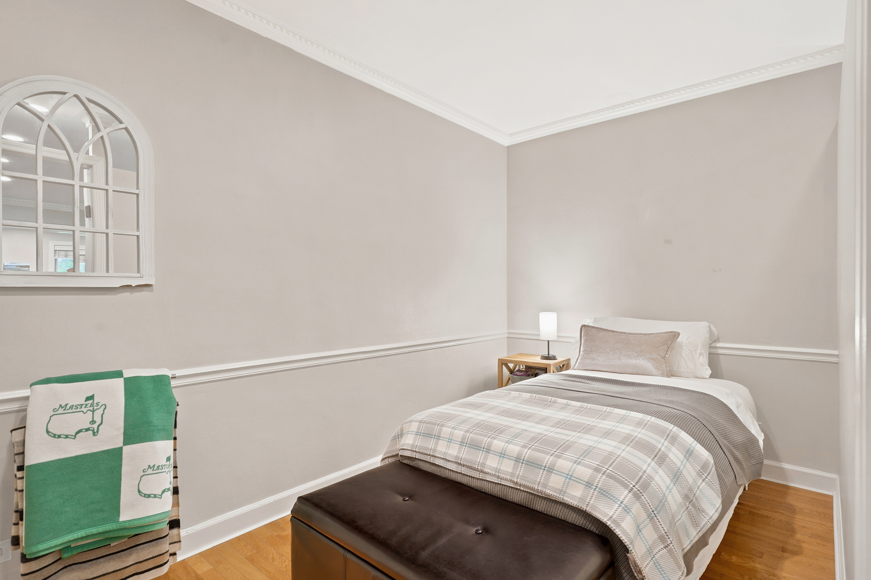  Beautifully updated first-floor studio in the gated Scarsdale Chateaux community - 物件實景