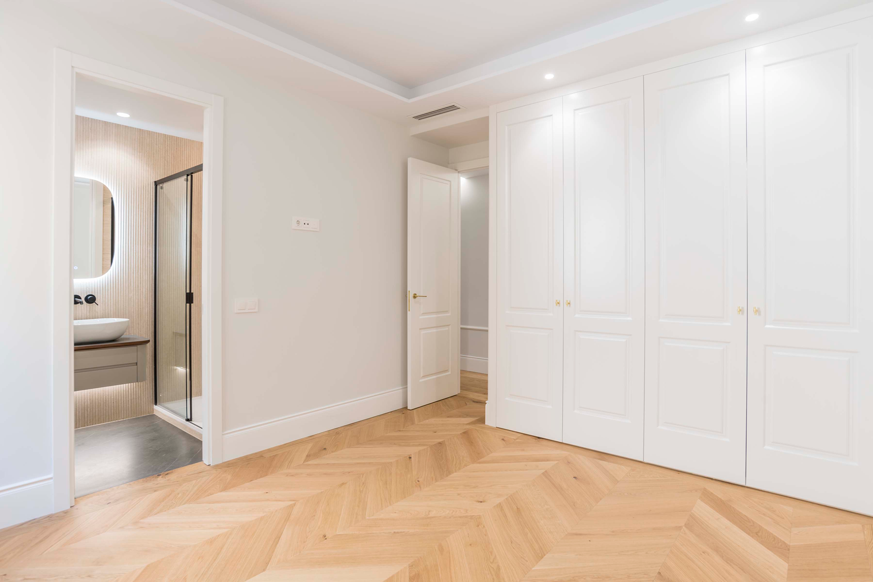  Spacious 4-bedroom flat in Chamberí, Argüelles - 物件實景