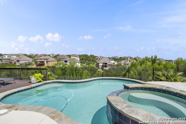San Antonio, Texas, 78261, United States, 5 Bedrooms Bedrooms, ,5 BathroomsBathrooms,Residential,For Sale,1827097