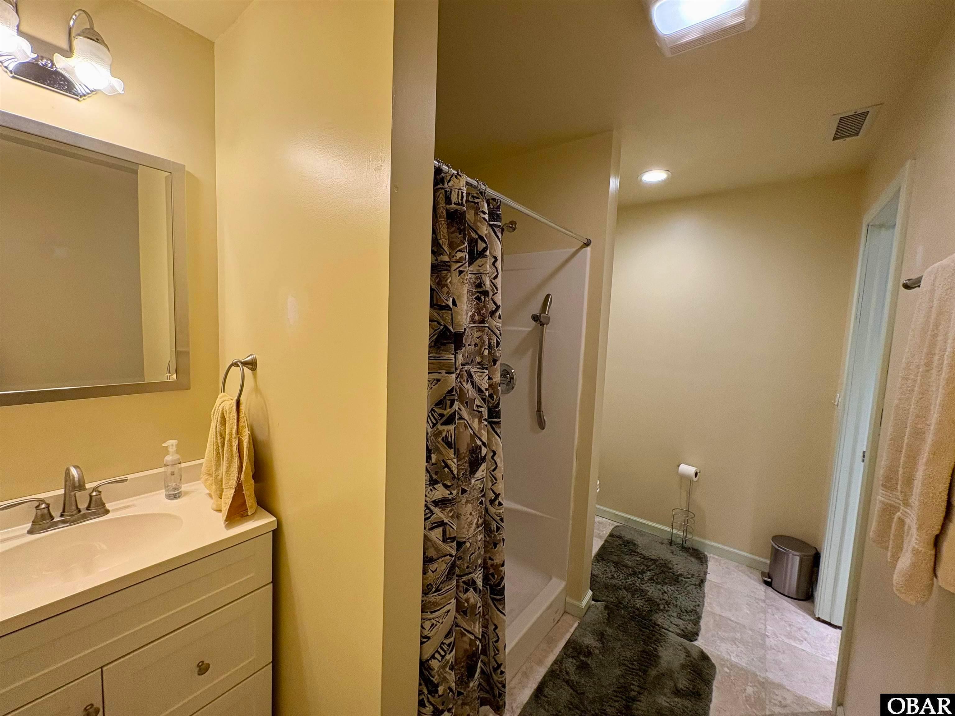 Kill Devil Hills, North Carolina, 27948-8406, United States, 3 Bedrooms Bedrooms, ,3 BathroomsBathrooms,Residential,For Sale,1959327