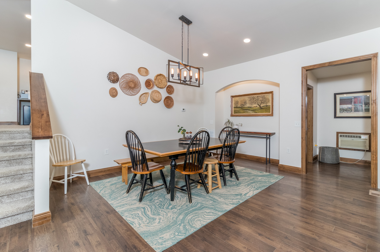 Bonners Ferry, Idaho, 83805, United States, 5 Bedrooms Bedrooms, ,3 BathroomsBathrooms,Residential,For Sale,1942969
