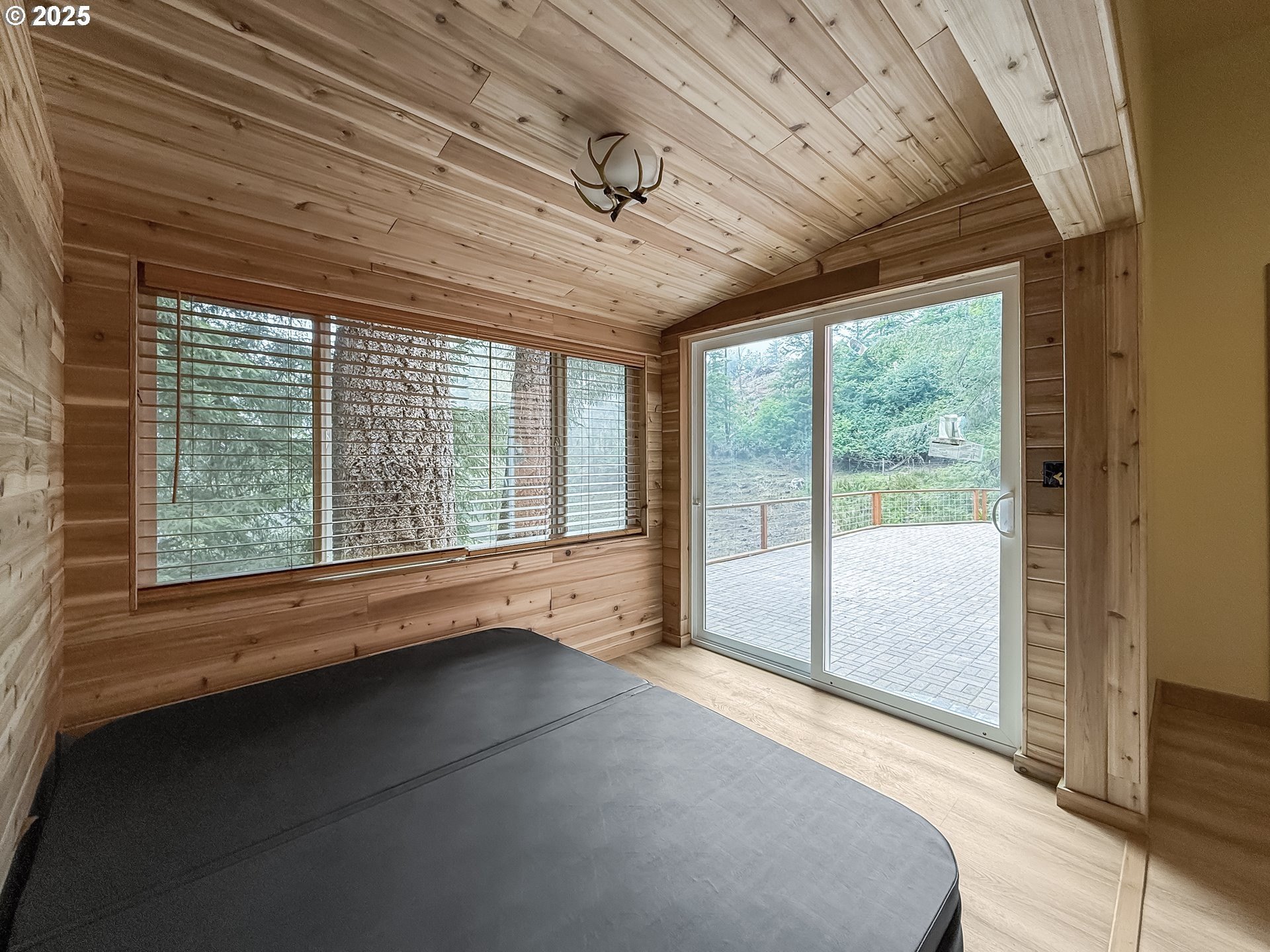 Brookings, Oregon, 97415, United States, 4 Bedrooms Bedrooms, ,2 BathroomsBathrooms,Residential,For Sale,1982751