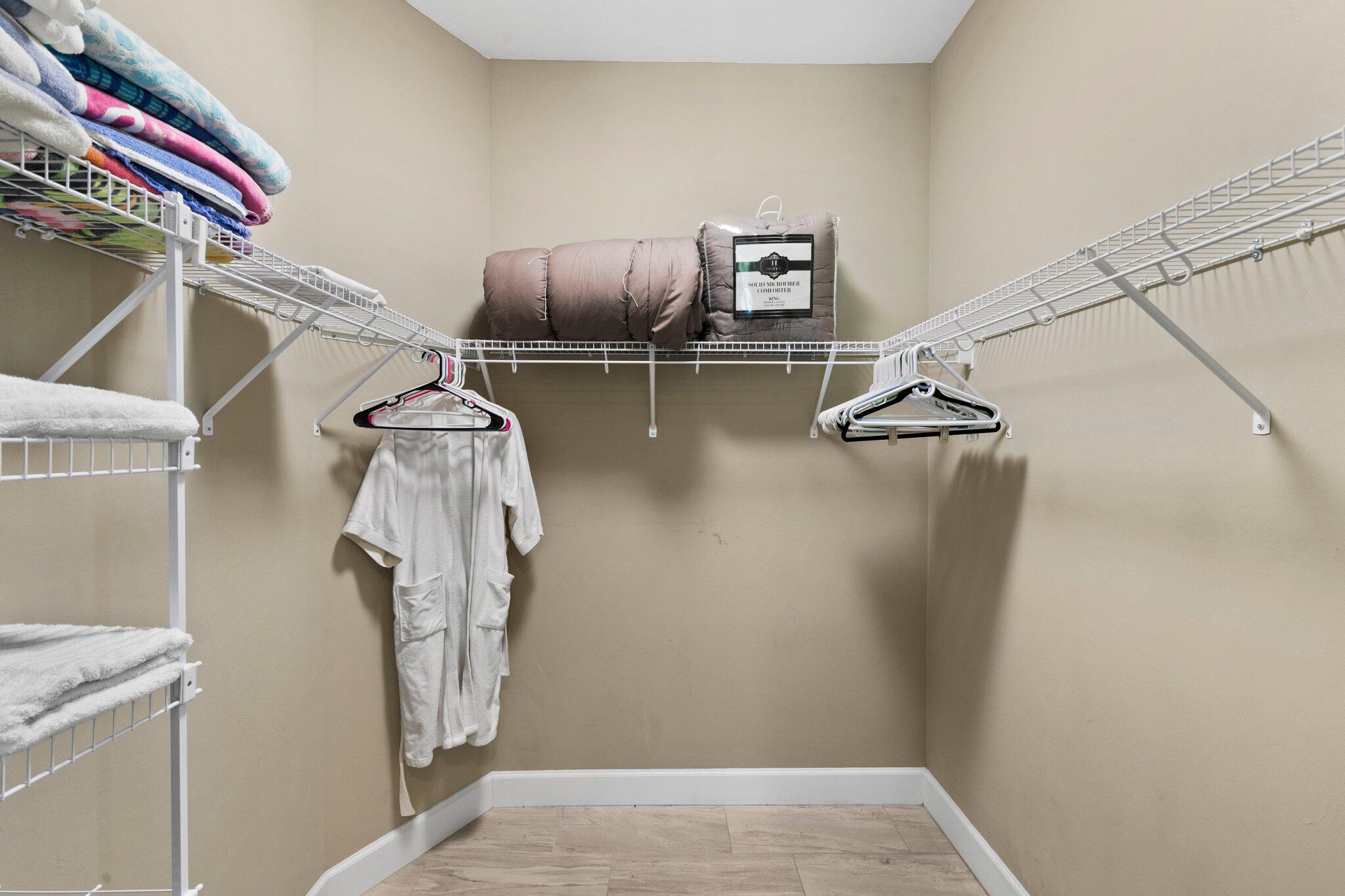 Marco Island, Florida, 34145, United States, 3 Bedrooms Bedrooms, ,2 BathroomsBathrooms,Residential,For Sale,2002007