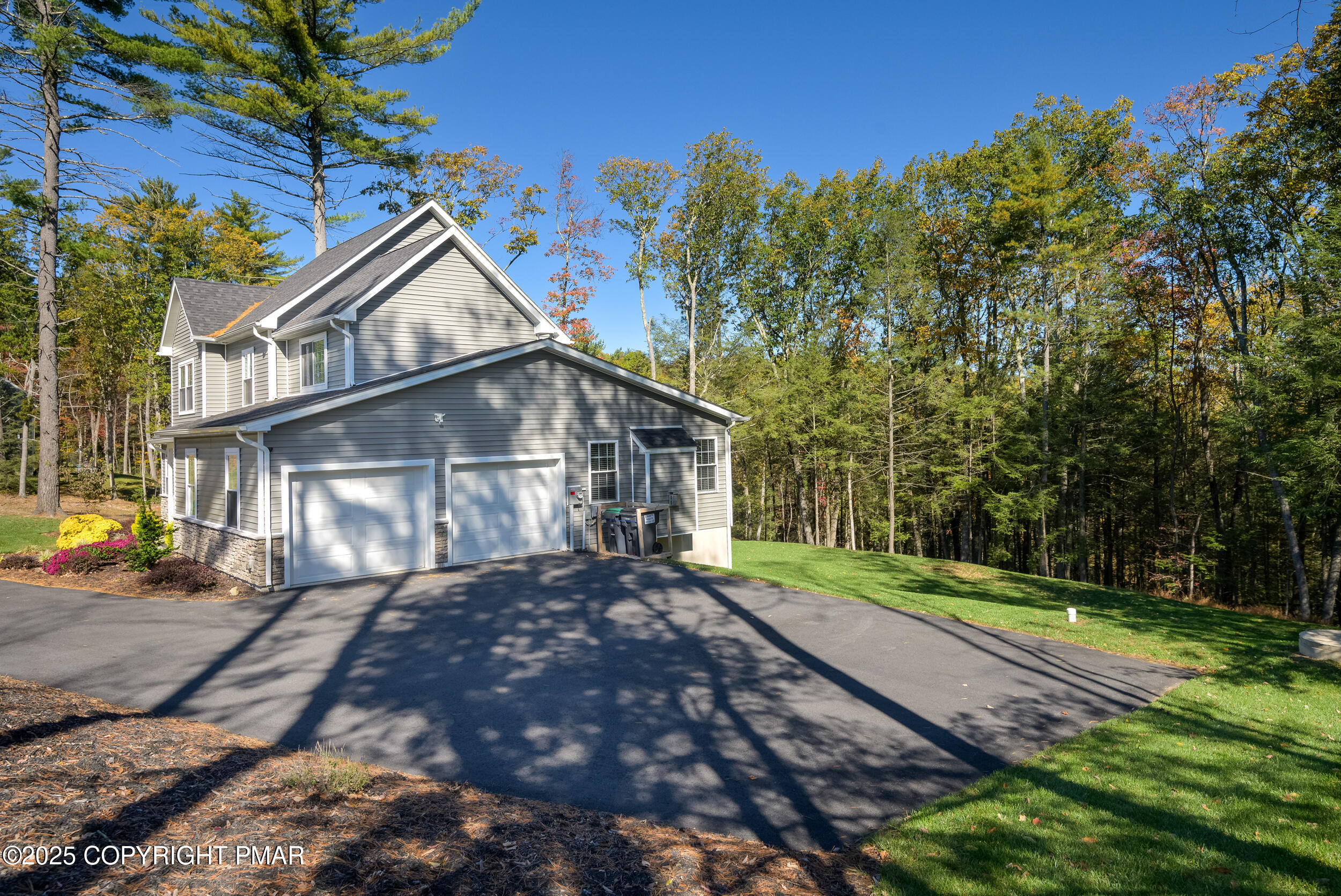 Kunkletown, Pennsylvania, 18058, United States, 4 Bedrooms Bedrooms, ,3 BathroomsBathrooms,Residential,For Sale,1967954