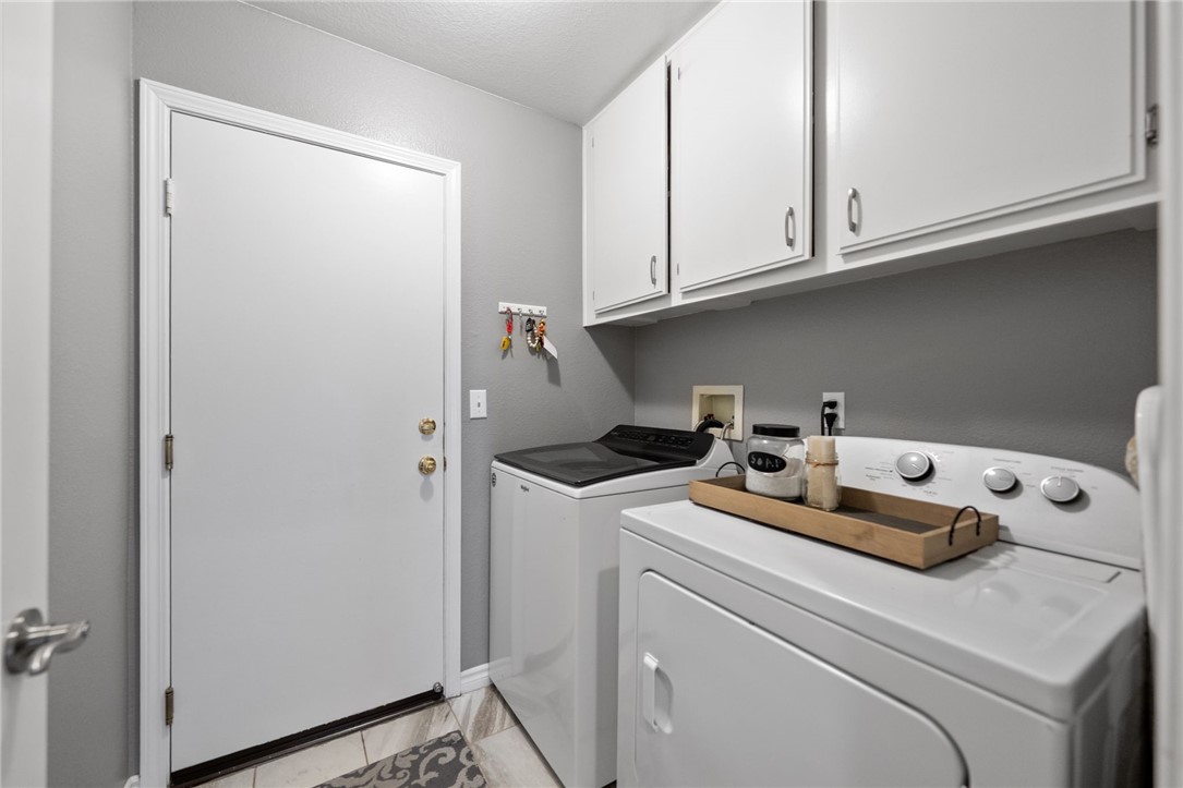 Winchester, California, 92596, United States, 3 Bedrooms Bedrooms, ,2 BathroomsBathrooms,Residential,For Sale,2010762