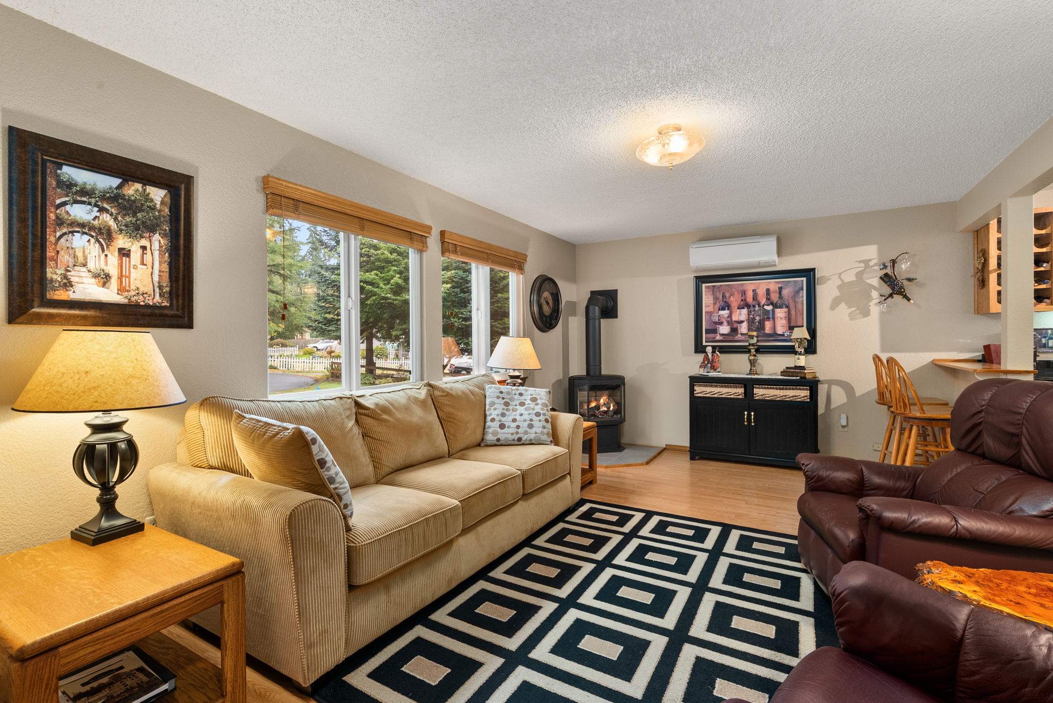  6607 Foster Drive SW - 物件實景
