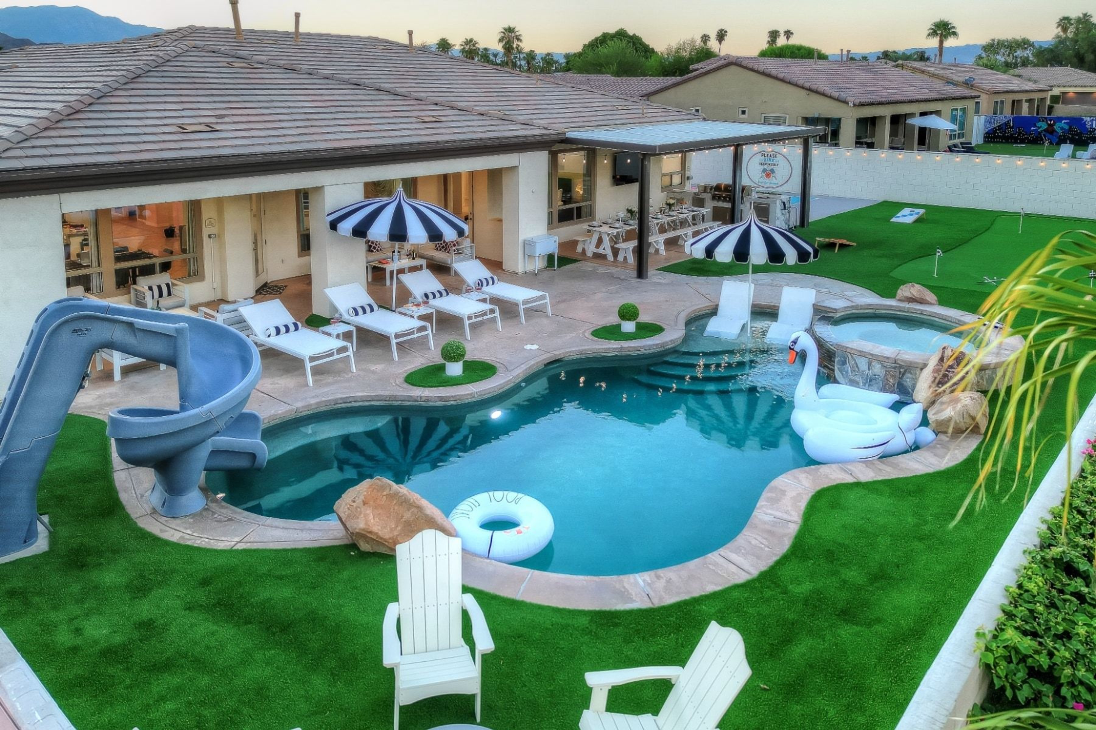  where  luxury meets leverage: own the ultimate income producing retreat - 物件實景