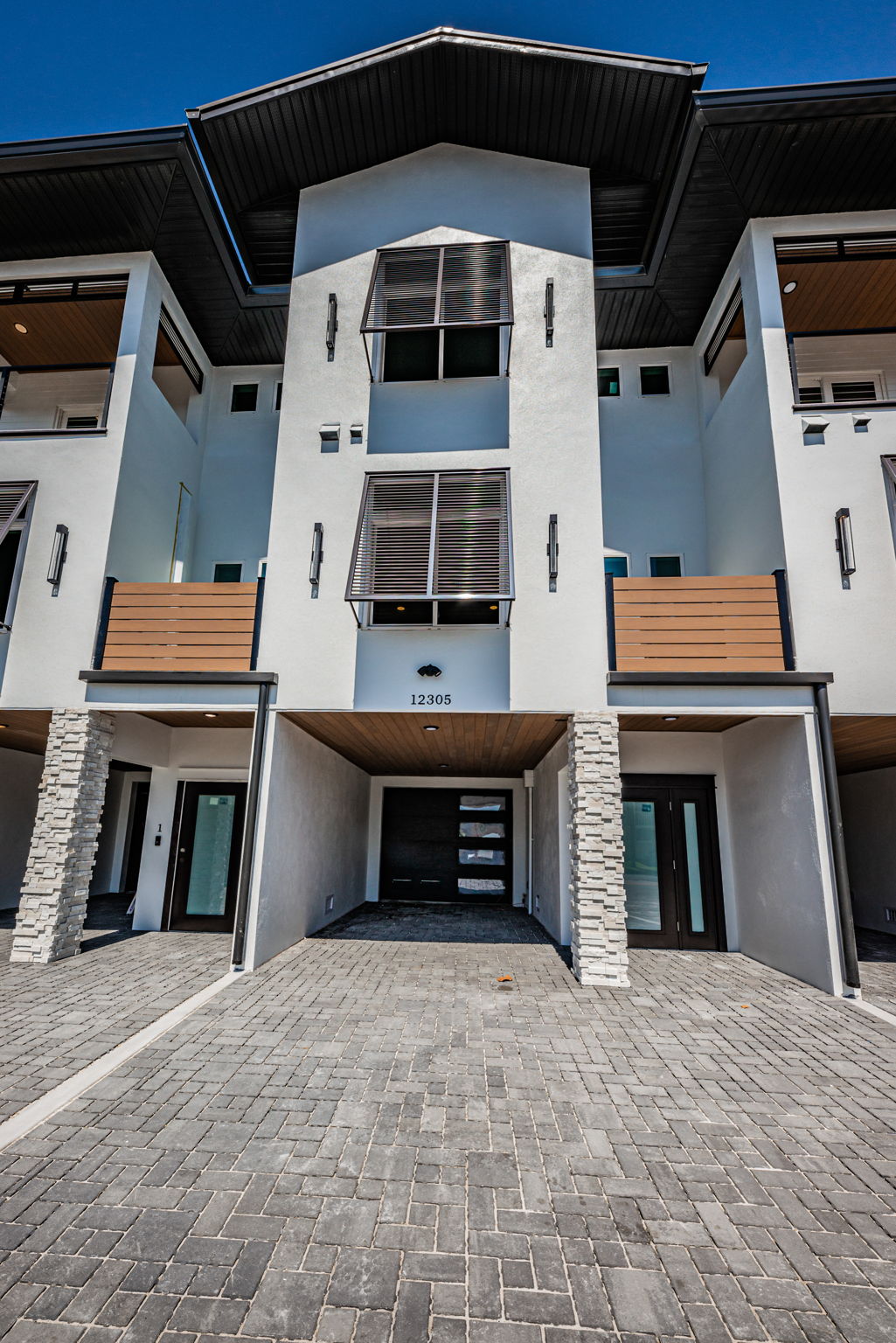 Treasure Island, Florida, 33706, United States, 4 Bedrooms Bedrooms, ,3 BathroomsBathrooms,Residential,For Sale,1984476