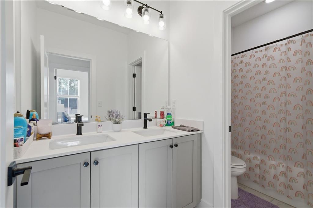 Alpharetta, Georgia, 30076, United States, 4 Bedrooms Bedrooms, ,4 BathroomsBathrooms,Residential,For Sale,2024627
