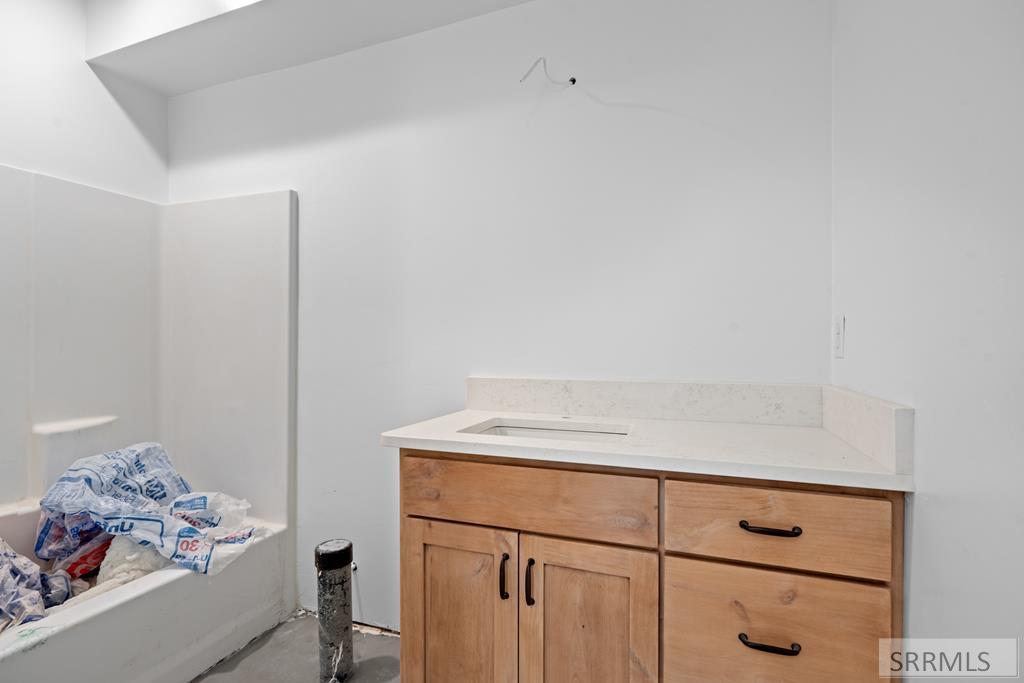 RIGBY, Idaho, 83442, United States, 5 Bedrooms Bedrooms, ,3 BathroomsBathrooms,Residential,For Sale,1983610