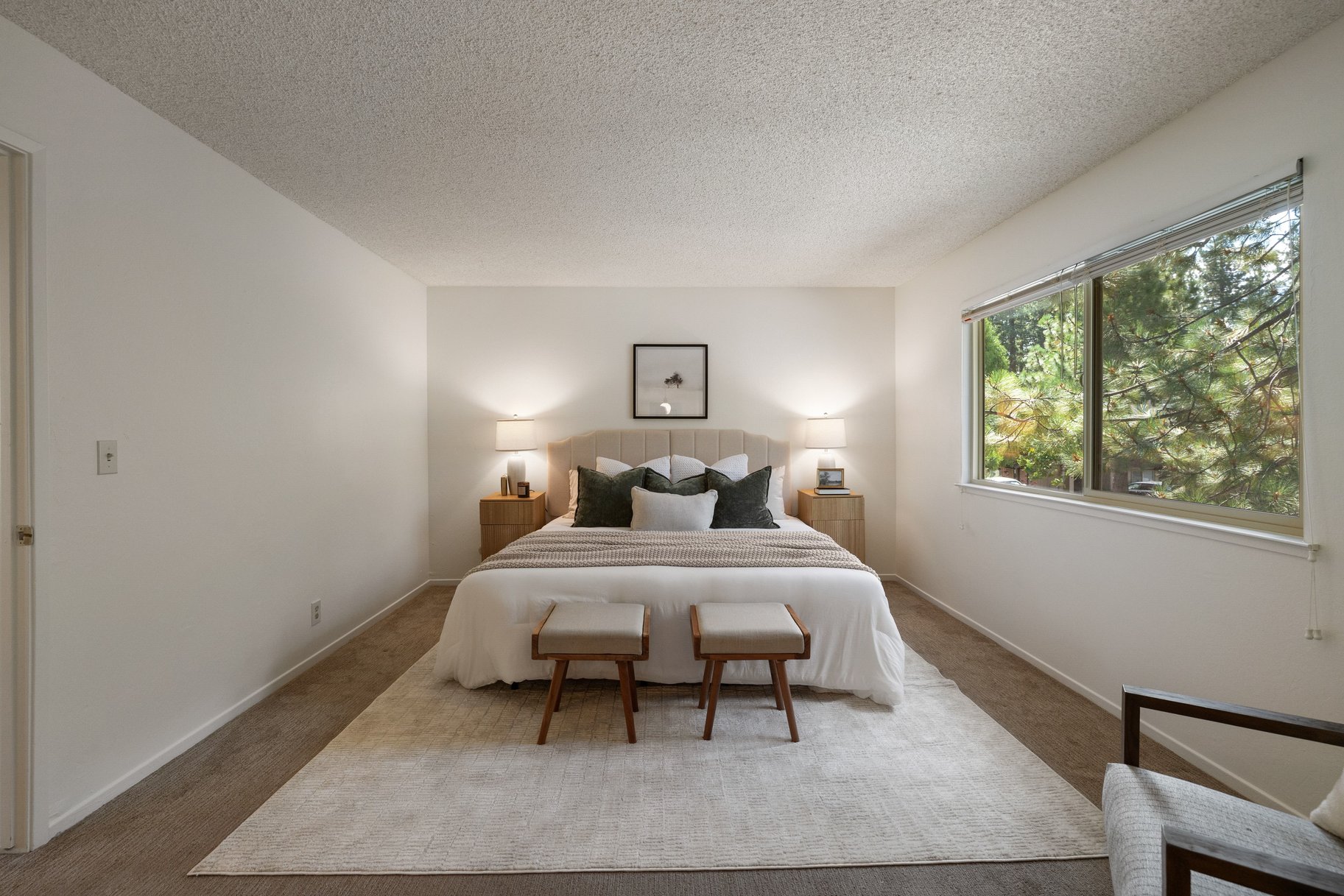  Lake Forest Glen 3 bedroom End Unit - 物件實景