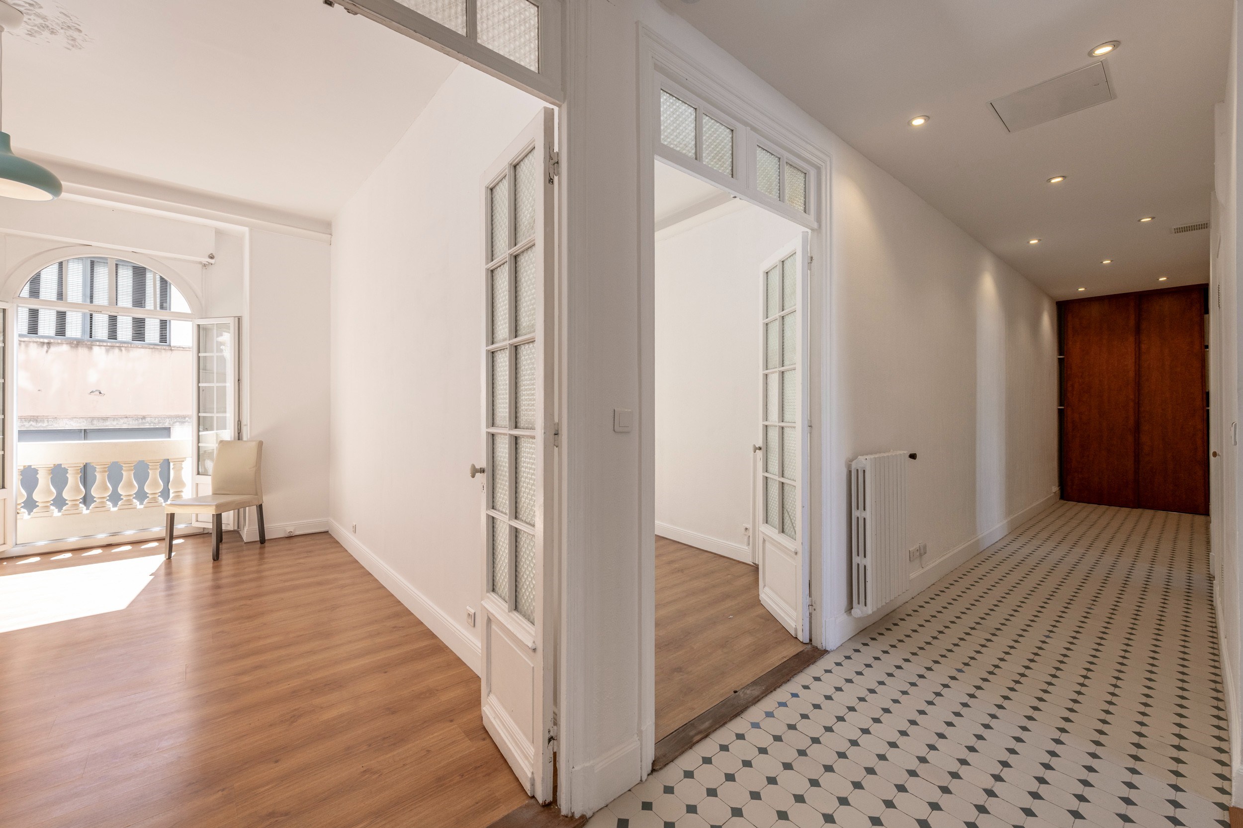  Nice city centre elegant 3 bedroom bourgeois apartment near Boulevard Dubouchage - 物件實景