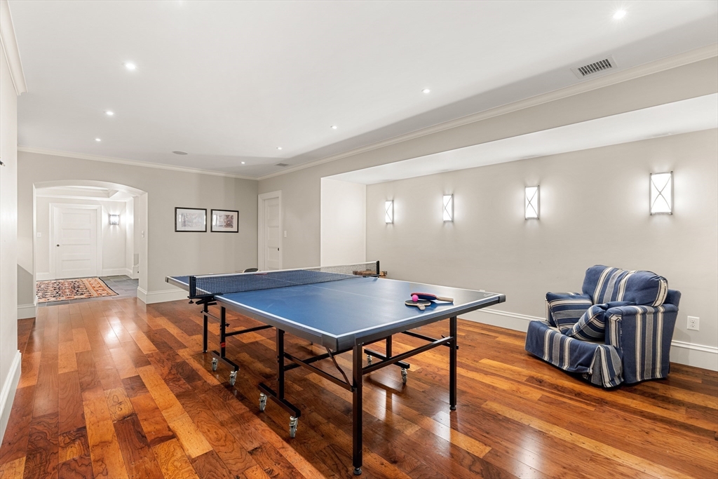 Manchester, Massachusetts, 01944, United States, 7 Bedrooms Bedrooms, ,9 BathroomsBathrooms,Residential,For Sale,1856363