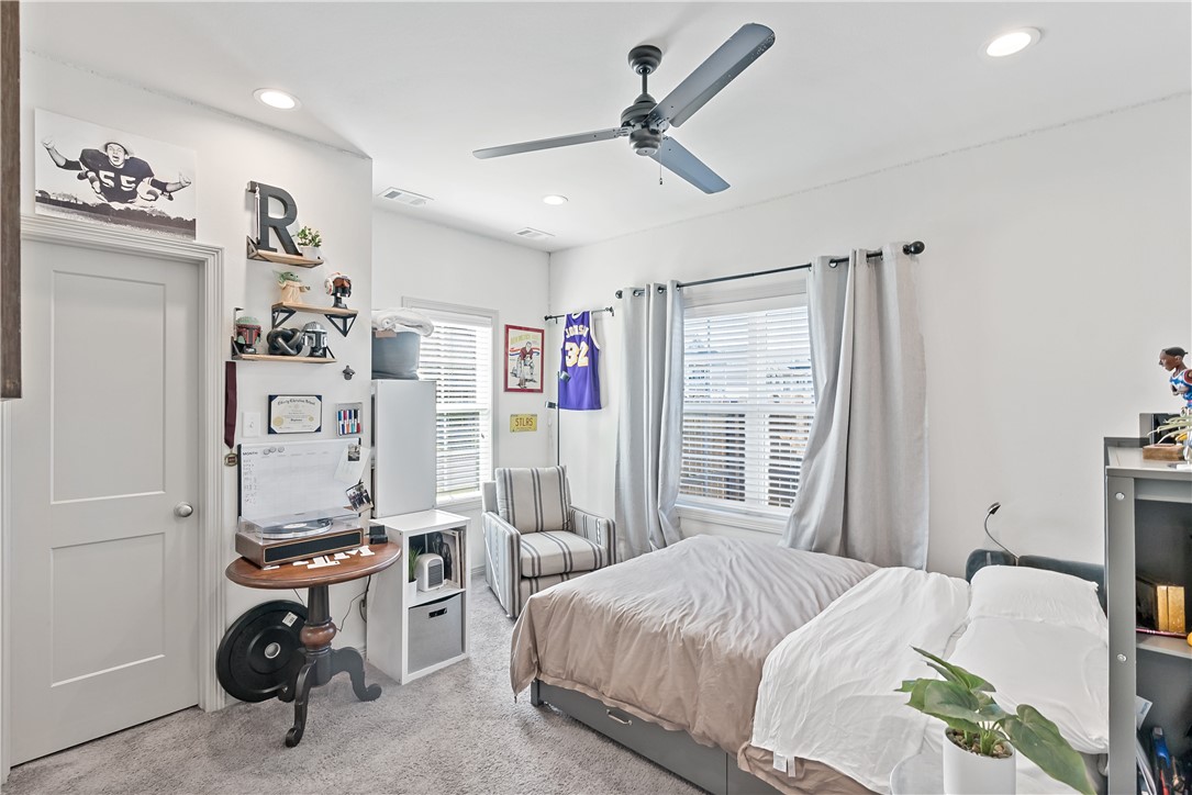 College Station, Texas, 77840, United States, 6 Bedrooms Bedrooms, ,7 BathroomsBathrooms,Residential,For Sale,1989222