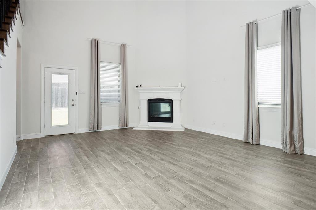 Celina, Texas, 75009, United States, 5 Bedrooms Bedrooms, ,4 BathroomsBathrooms,Residential,For Sale,1975866