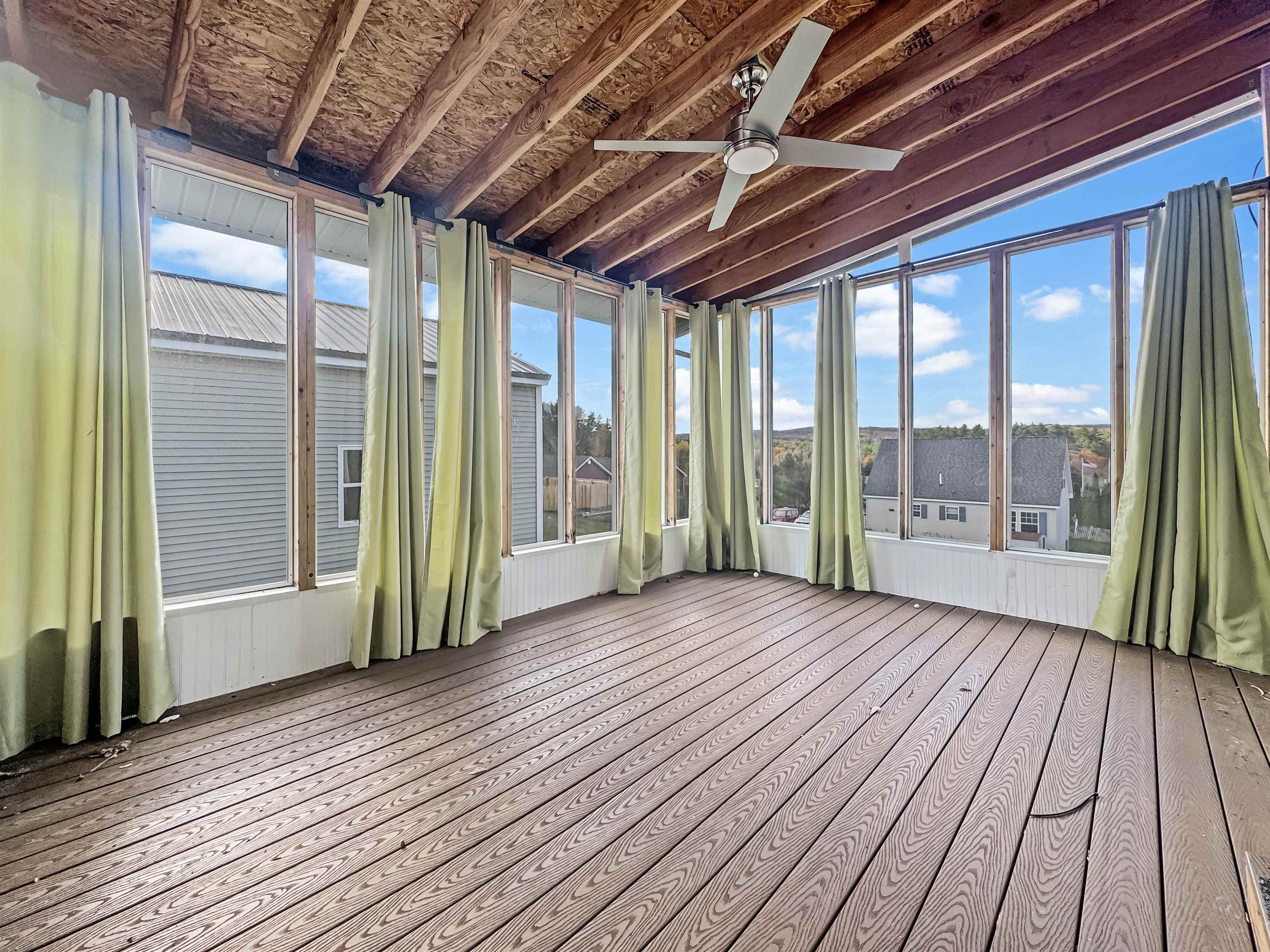 Epsom, New Hampshire, 03234, United States, 2 Bedrooms Bedrooms, ,3 BathroomsBathrooms,Residential,For Sale,1971379