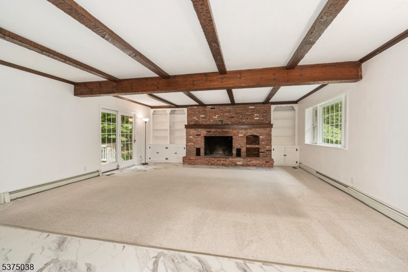 Parsippany-Troy Hills Twp., New Jersey, 07950, United States, 4 Bedrooms Bedrooms, ,3 BathroomsBathrooms,Residential,For Sale,1906733