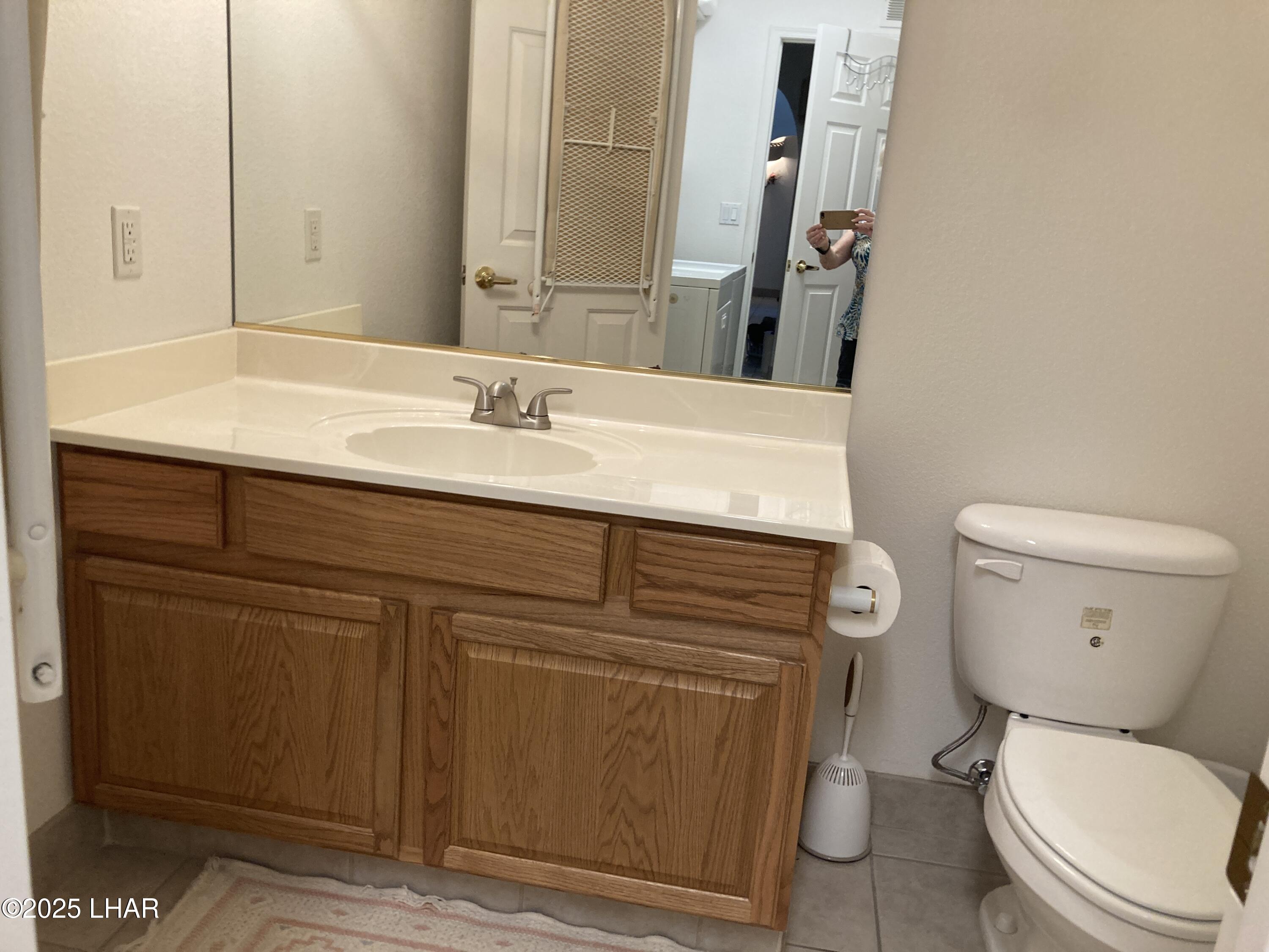 Lake Havasu City, Arizona, 86404, United States, 3 Bedrooms Bedrooms, ,3 BathroomsBathrooms,Residential,For Sale,1949772