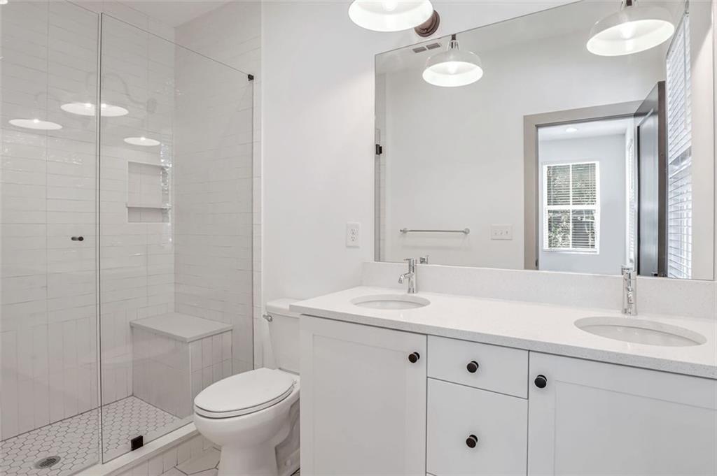 Atlanta, Georgia, 30307, United States, 3 Bedrooms Bedrooms, ,4 BathroomsBathrooms,Residential,For Sale,1837397