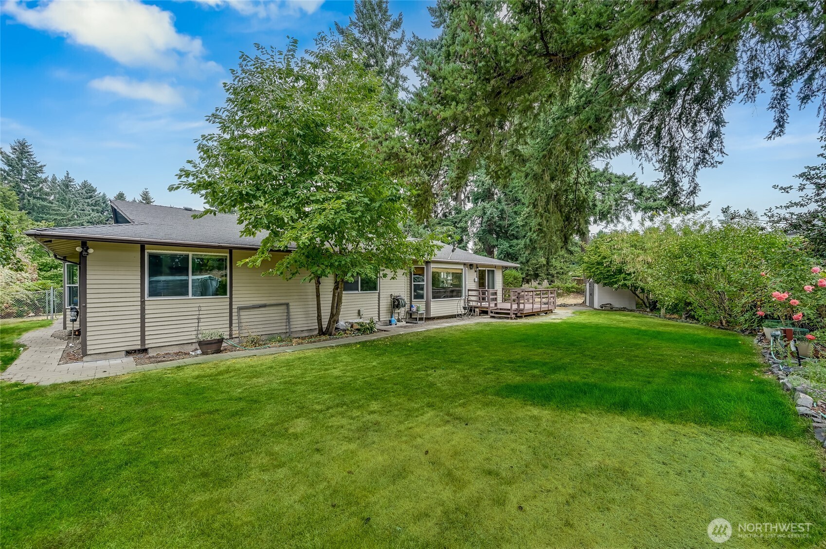 Puyallup, Washington, 98374, United States, 3 Bedrooms Bedrooms, ,1 BathroomBathrooms,Residential,For Sale,1917065