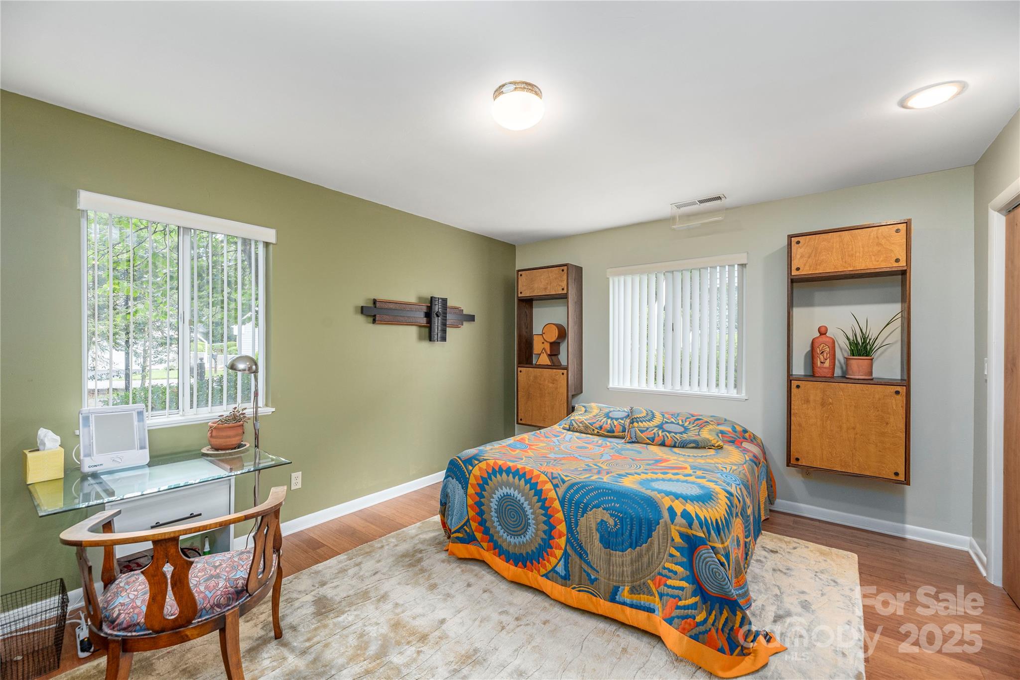 Asheville, North Carolina, 28804, United States, 3 Bedrooms Bedrooms, ,3 BathroomsBathrooms,Residential,For Sale,1905556