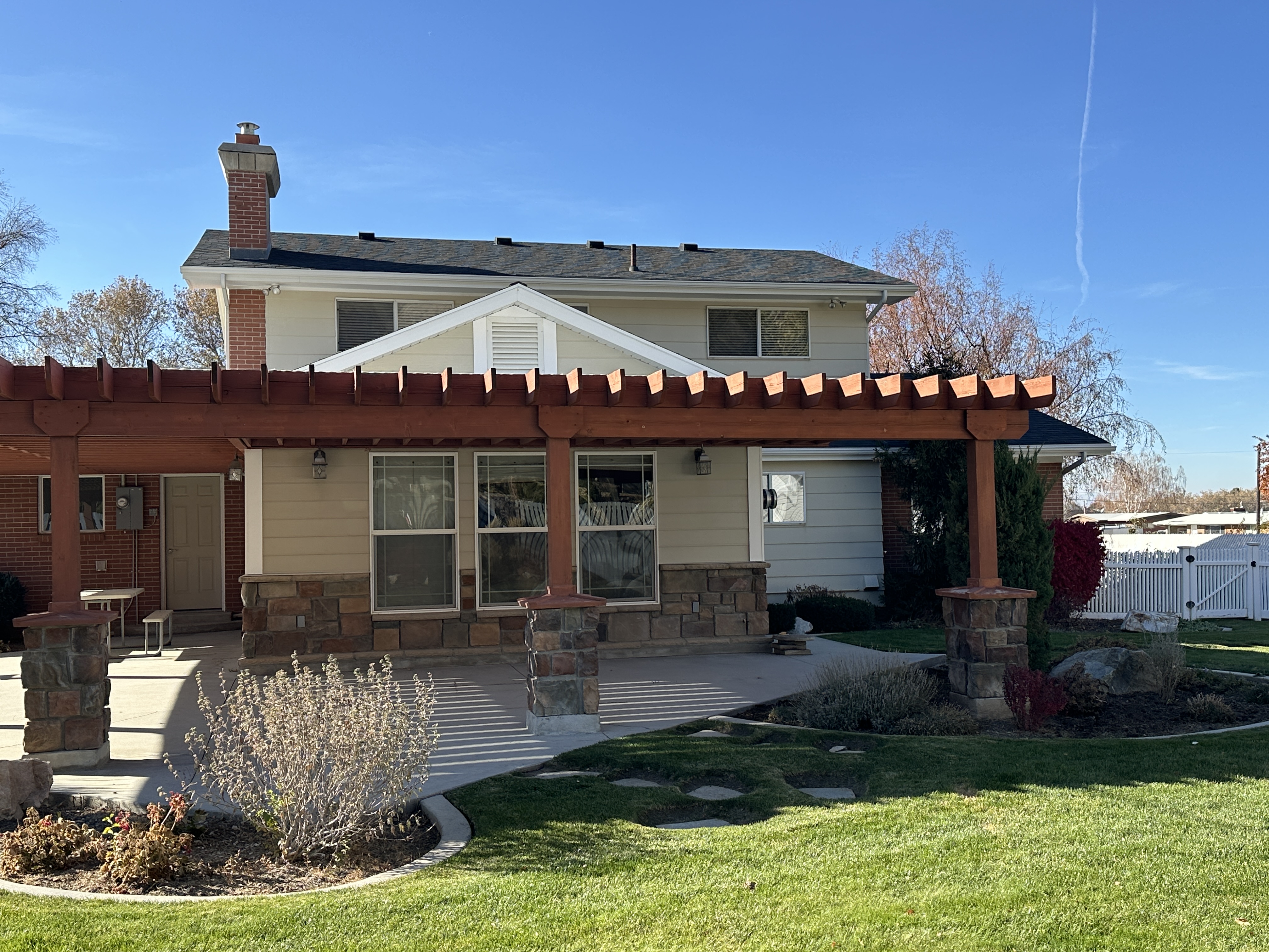 Brigham, Utah, 84302, United States, 5 Bedrooms Bedrooms, ,3 BathroomsBathrooms,Residential,For Sale,1998853