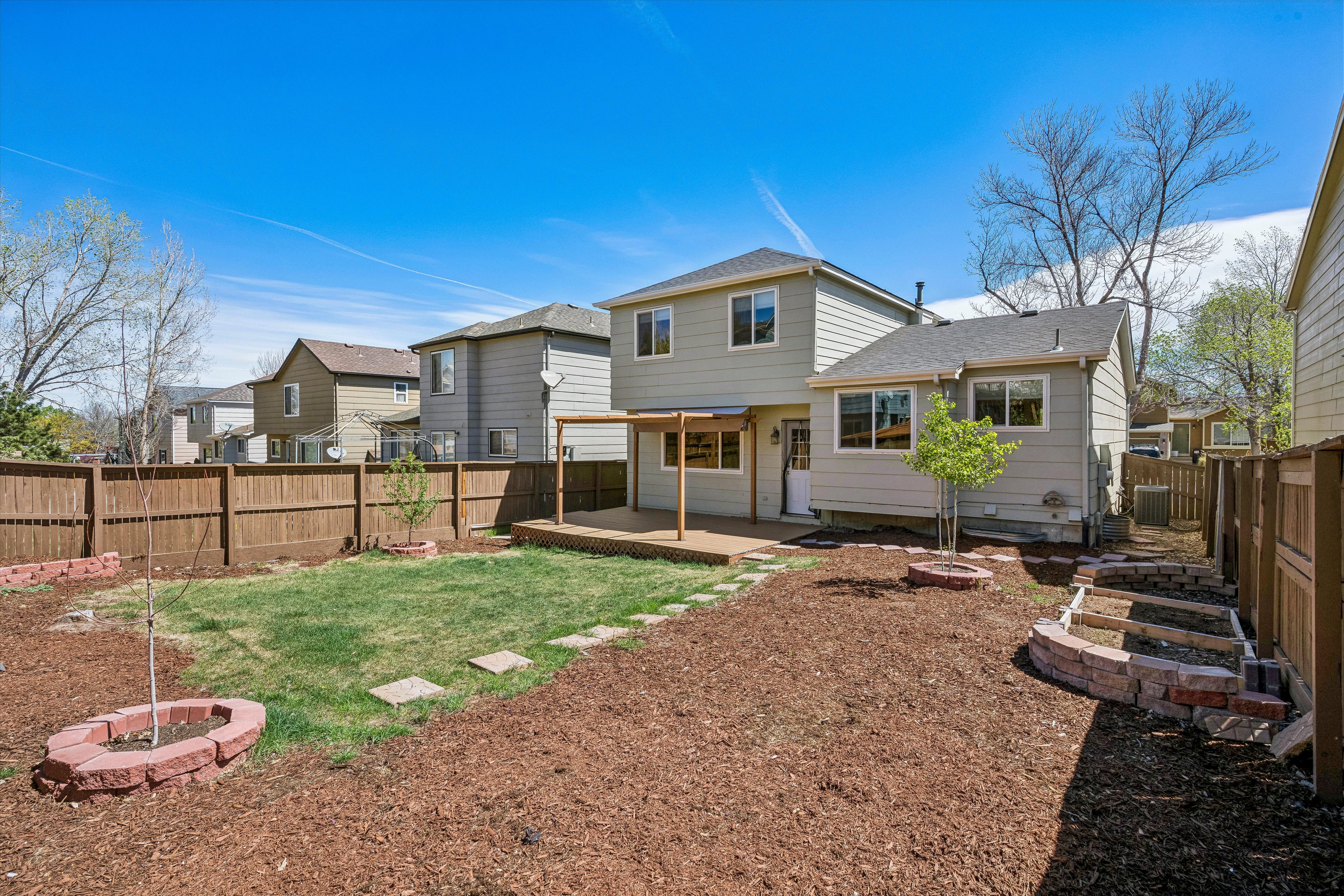  Discover effortless elegance in this stylishly updated home - 物件實景