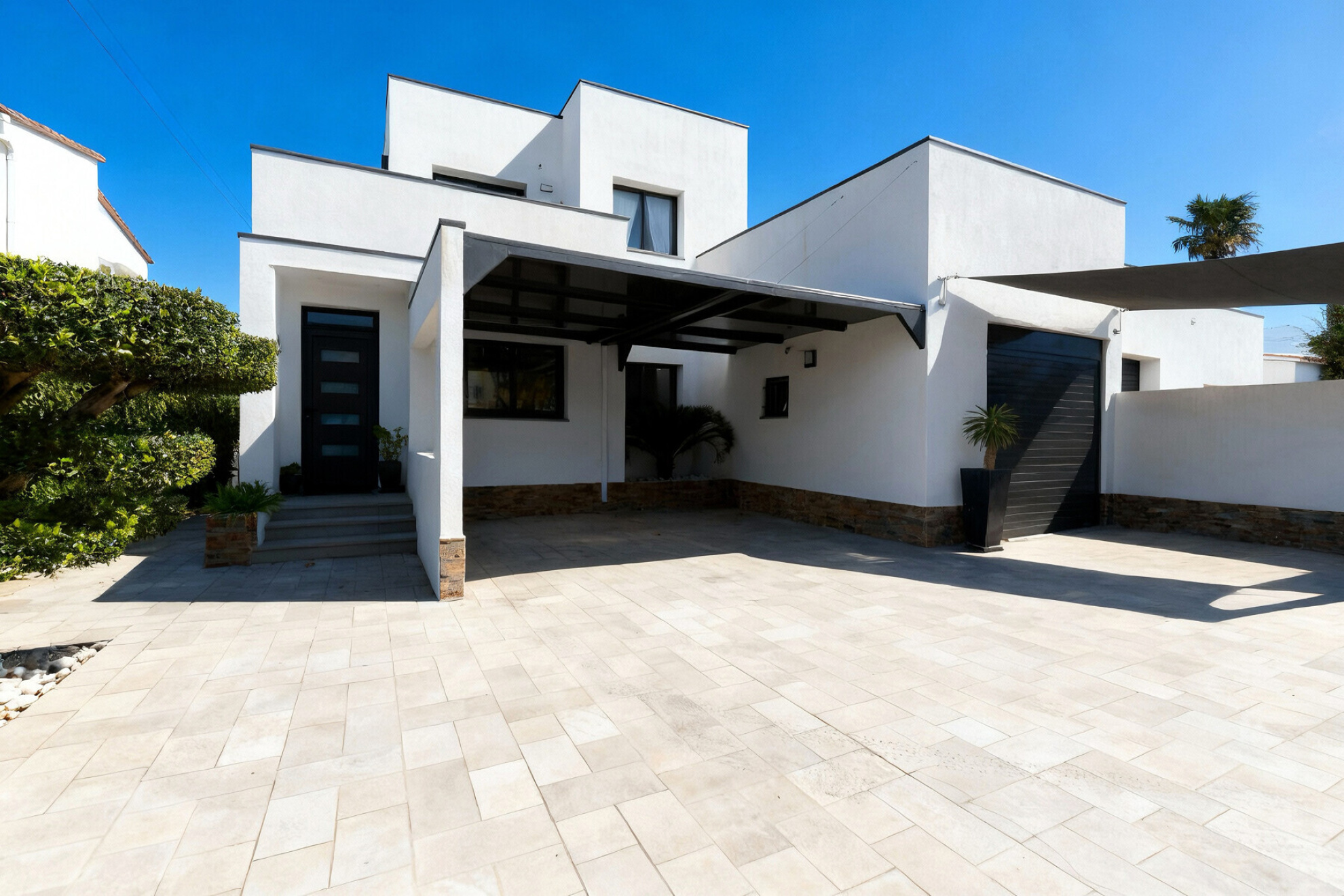  Contemporary villa on canal with mooring - 物件實景