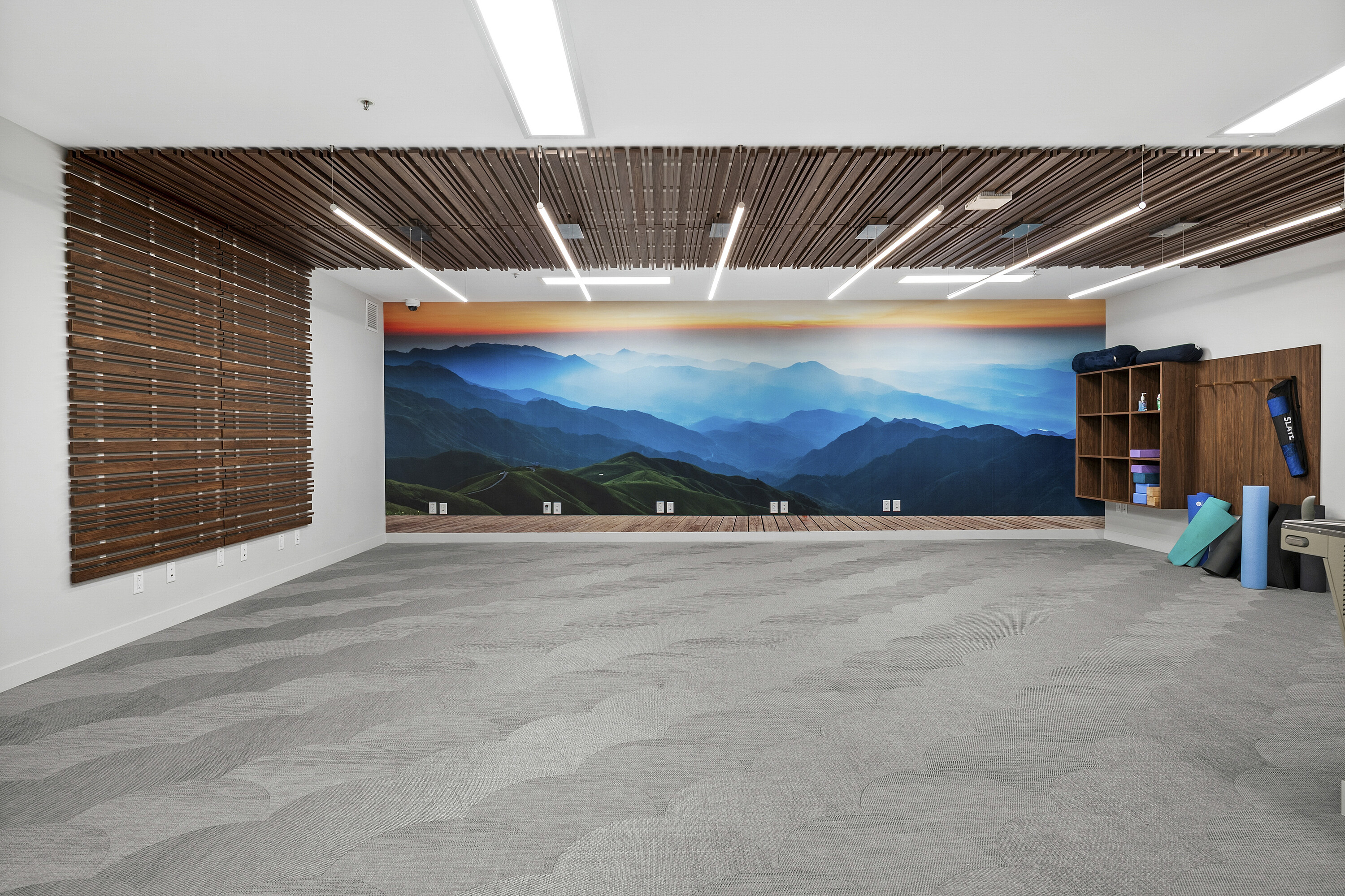  88 9 Street NE #122 - 物件實景