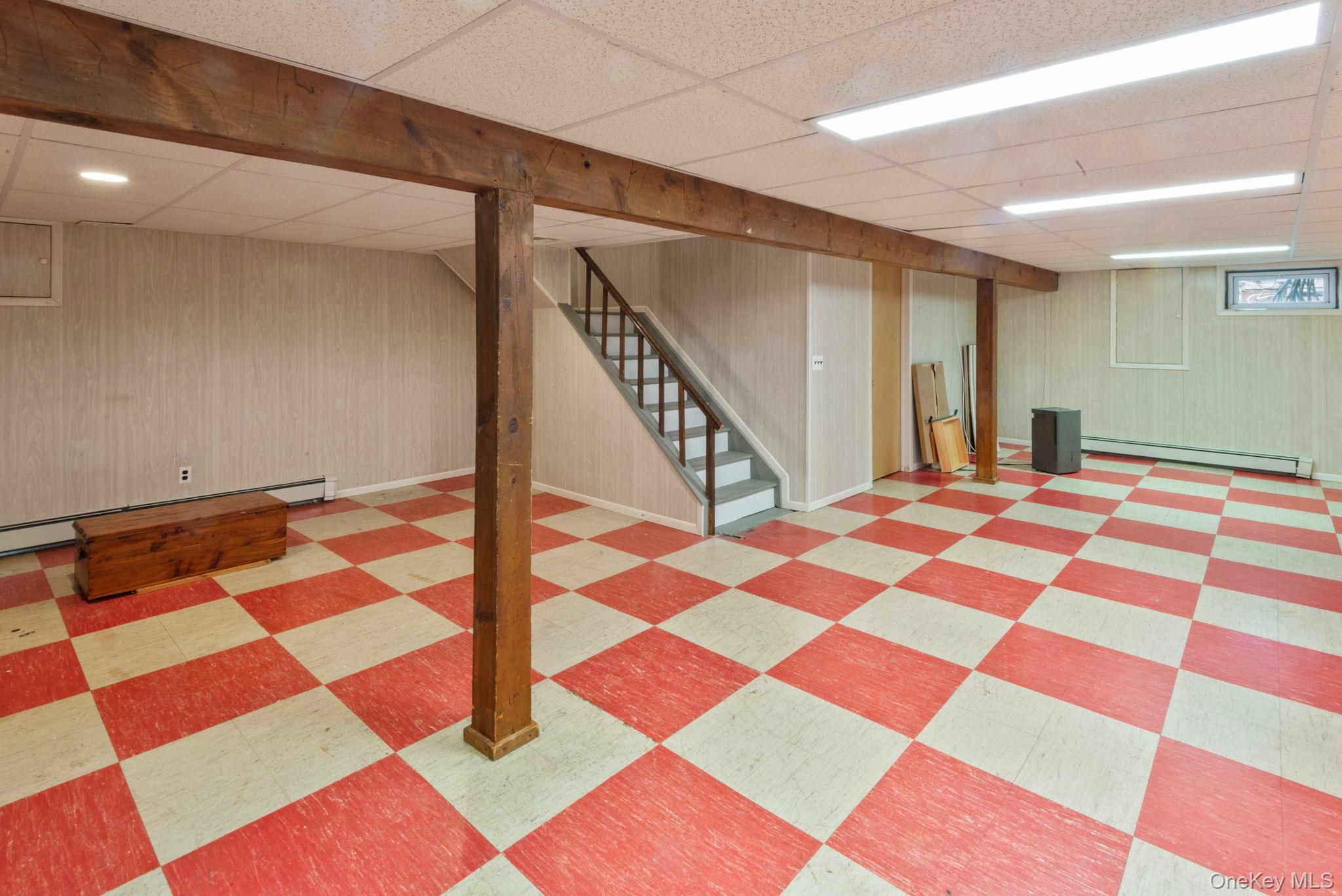 East Northport, New York, 11731, United States, 3 Bedrooms Bedrooms, ,2 BathroomsBathrooms,Residential,For Sale,1924855